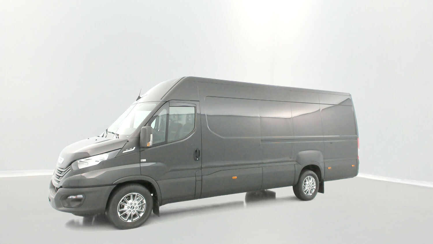Iveco Daily - Image 19