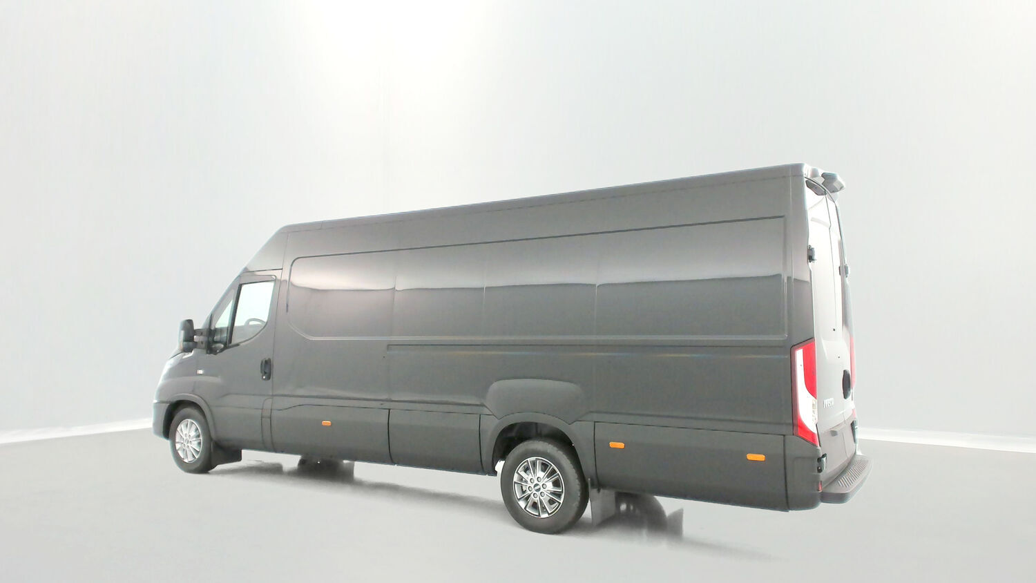 Iveco Daily - Image 20