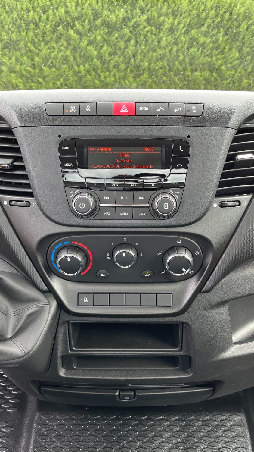 Iveco Daily - Image 10