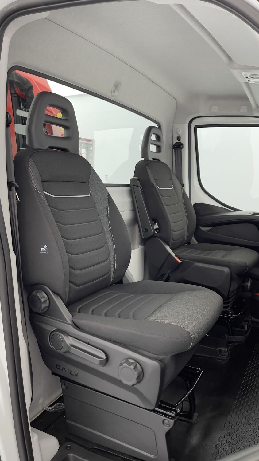 Iveco Daily - Image 8