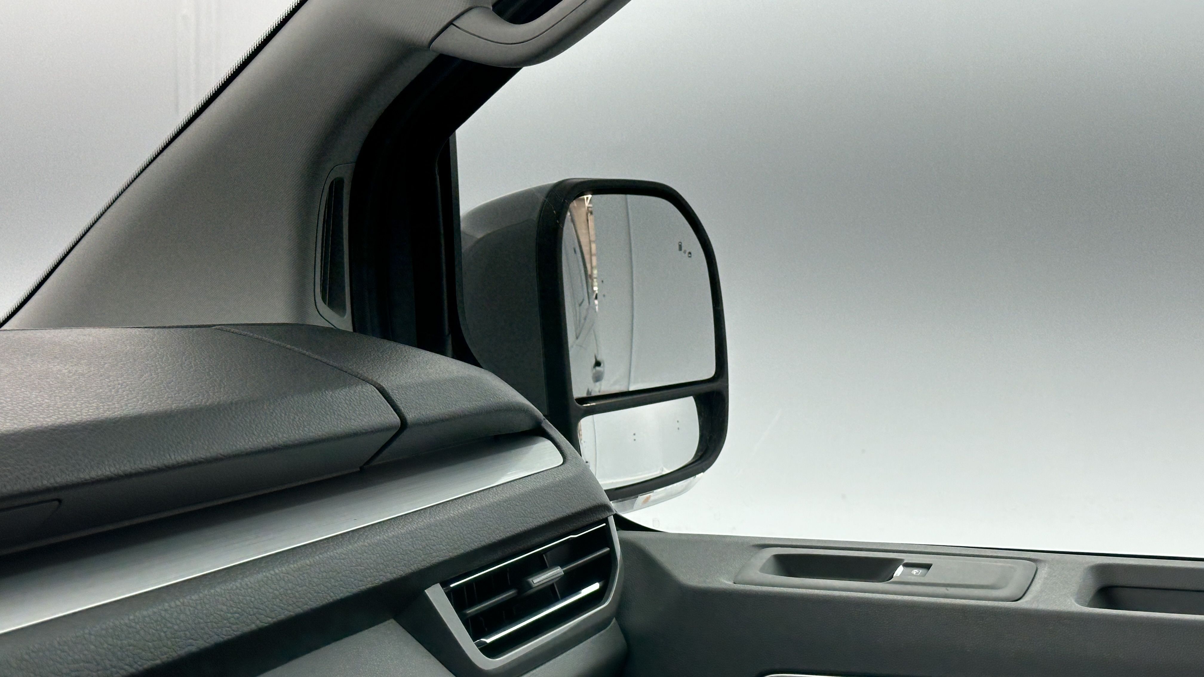 Volkswagen TRANSPORTER PROCAB - Image 19