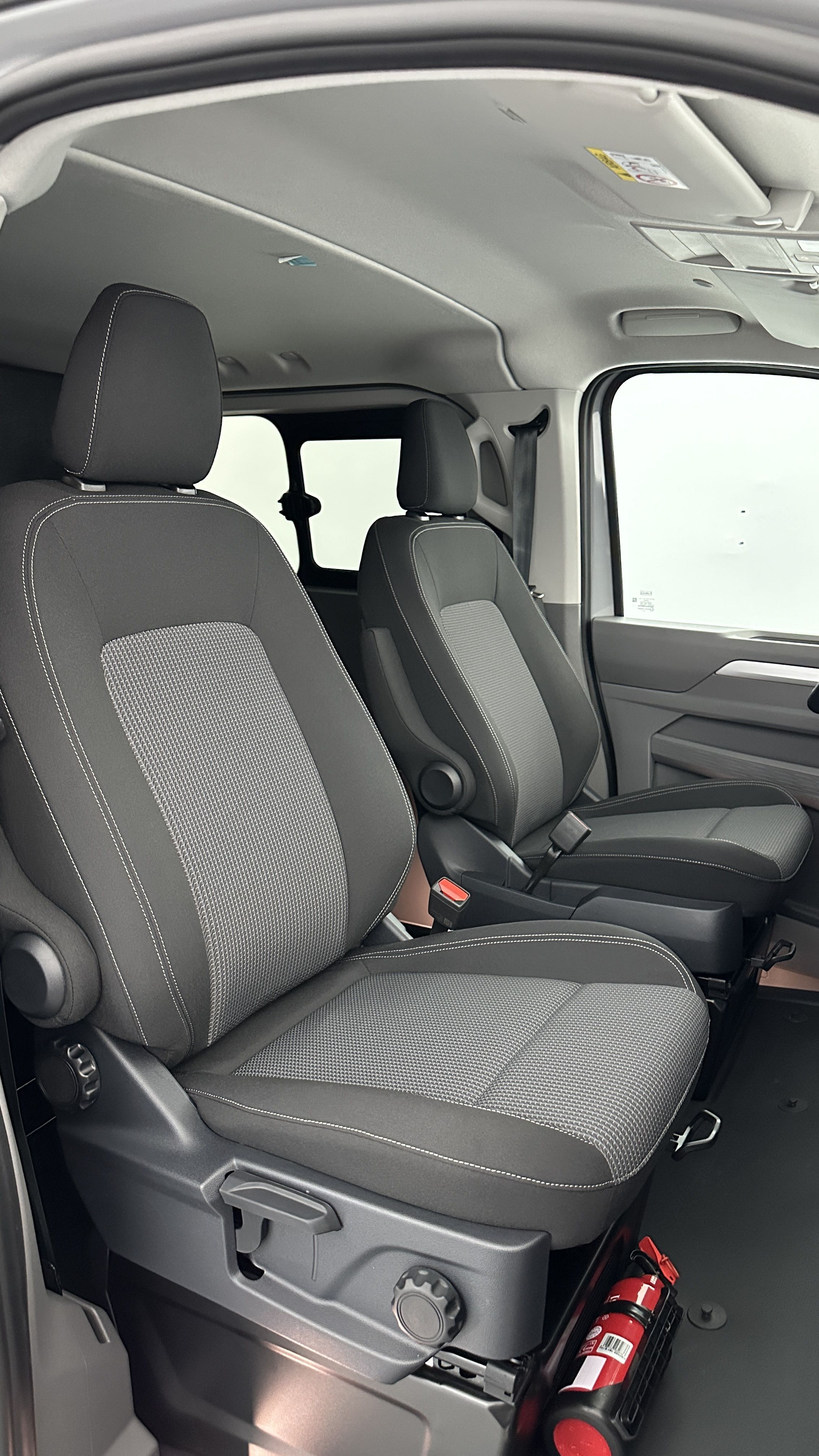 Volkswagen TRANSPORTER PROCAB - Image 14