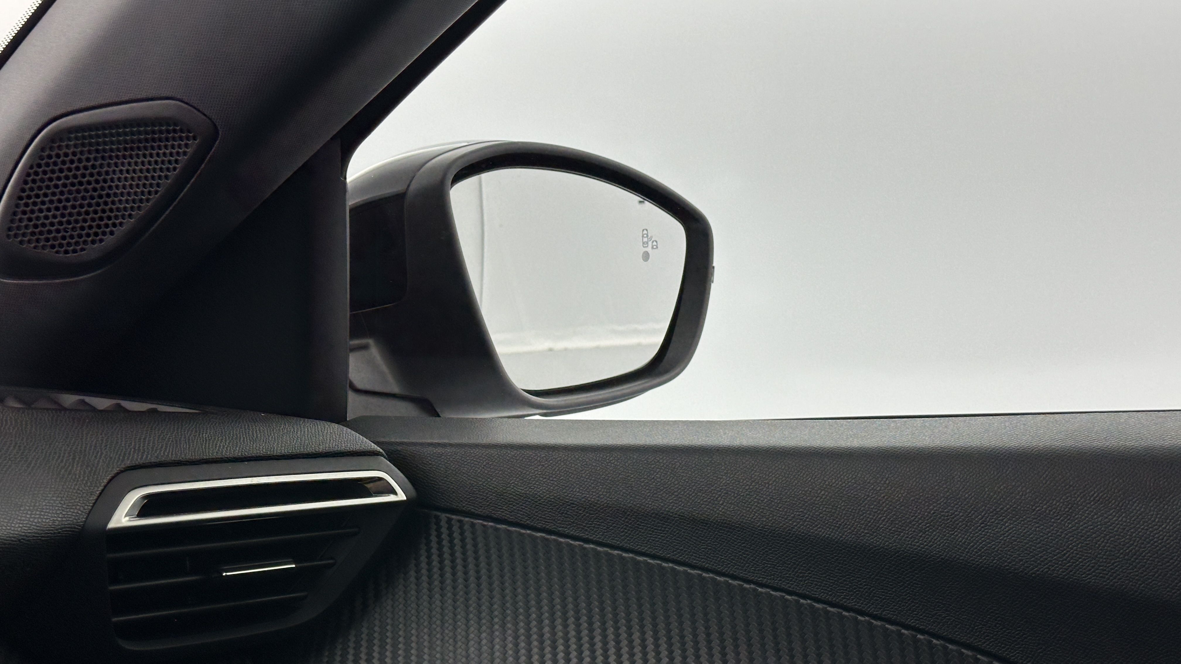 Peugeot 2008 - Image 26