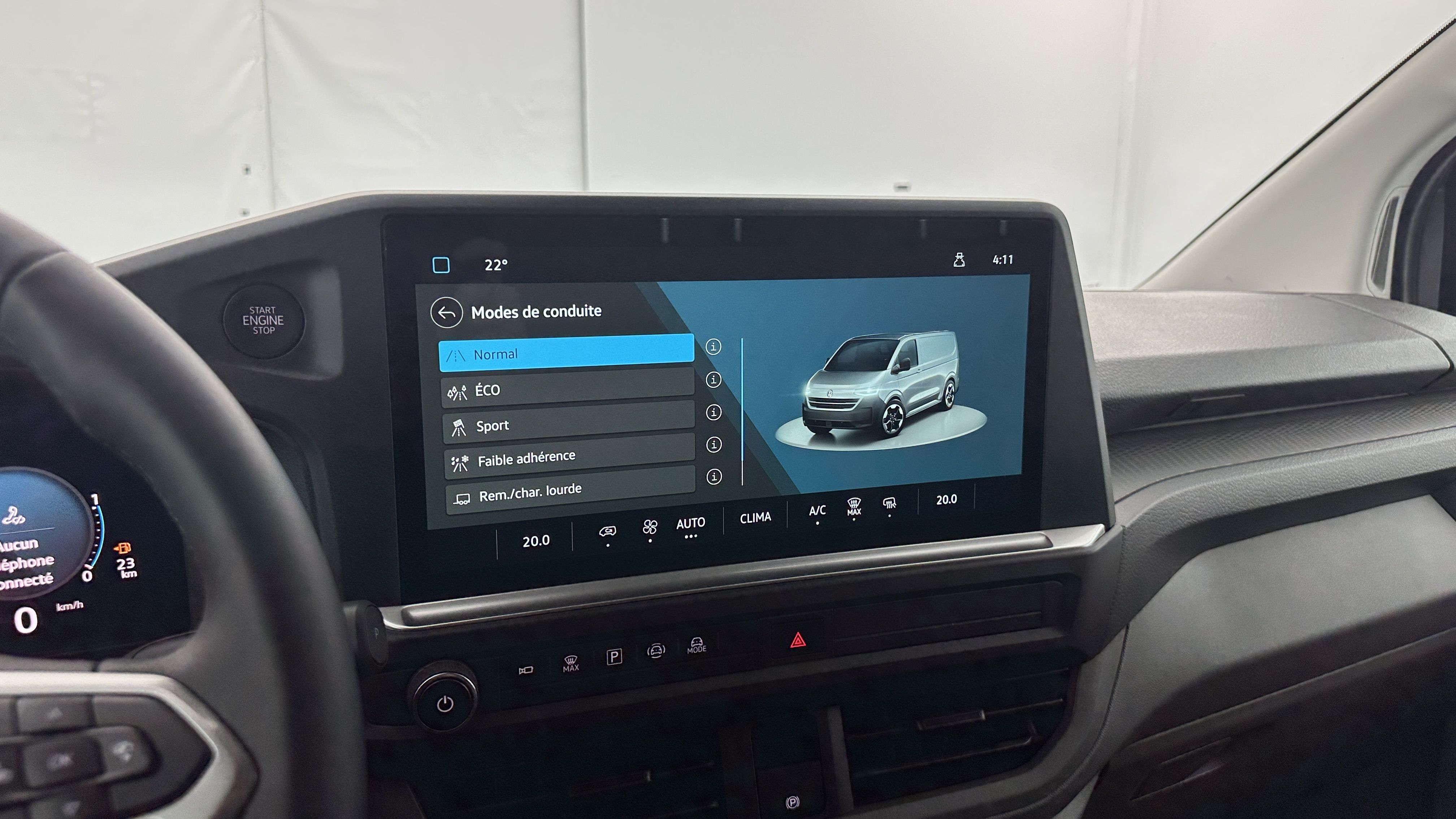 Volkswagen Transporter - Image 16