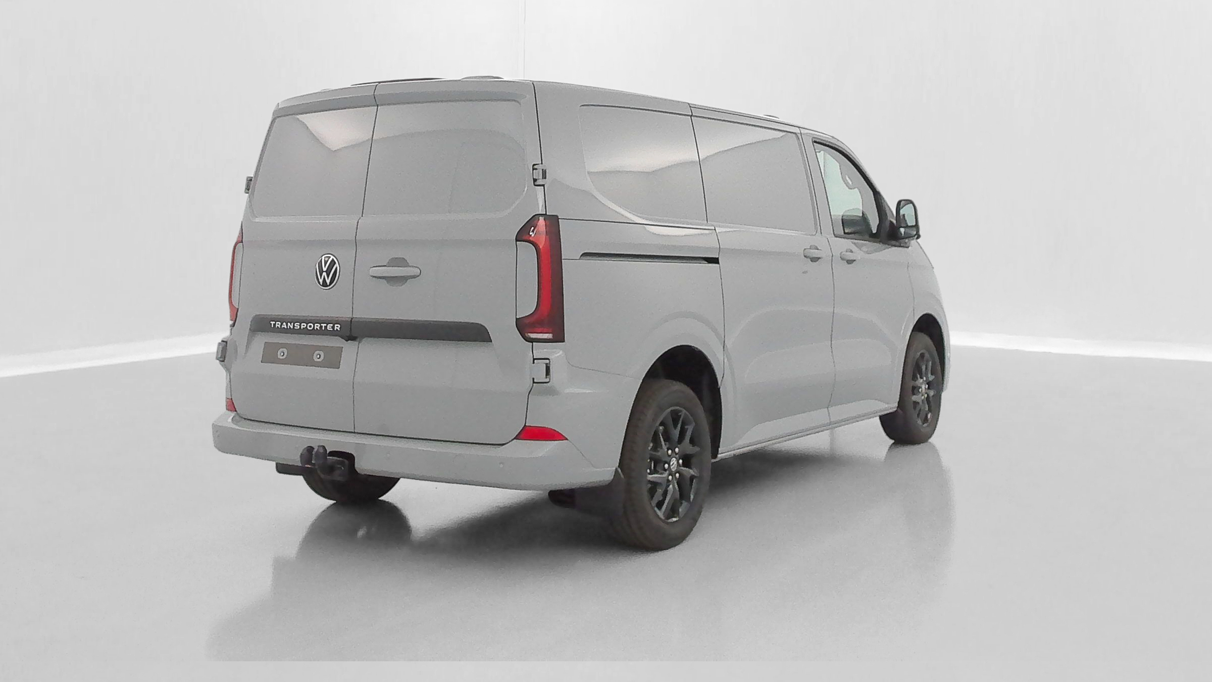 Volkswagen Transporter - Image 20