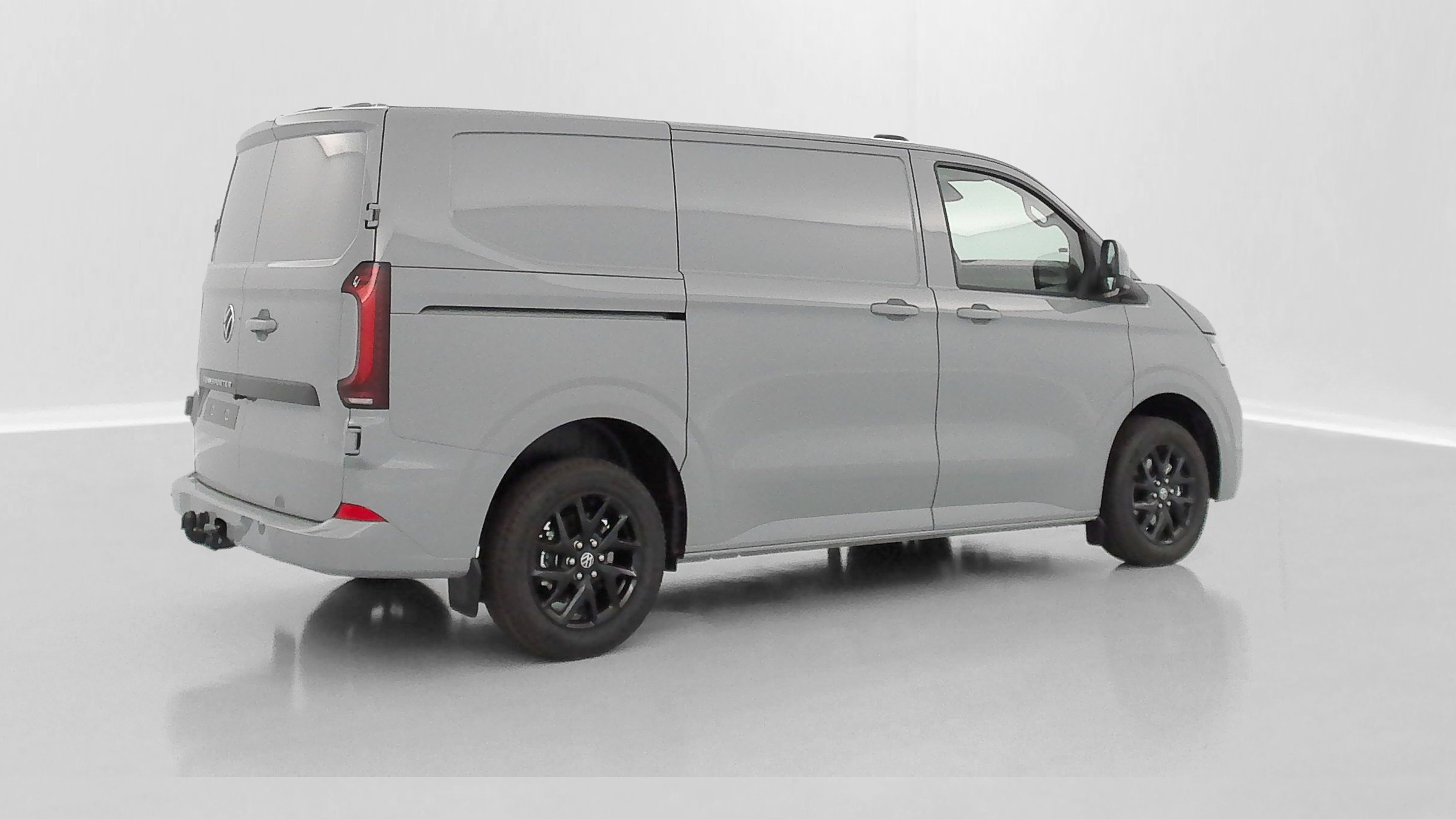 Volkswagen Transporter - Image 24