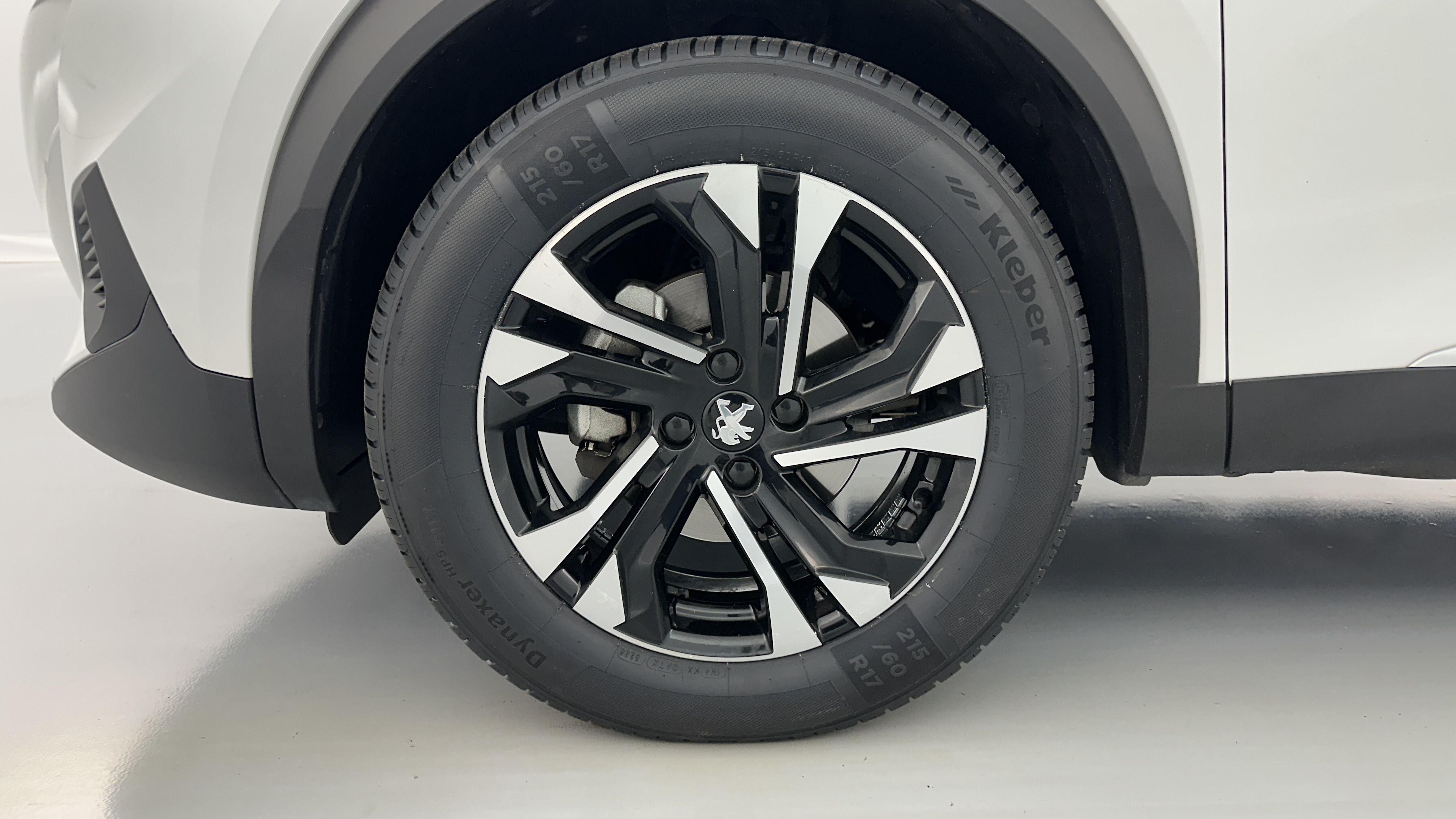 Peugeot 2008 - Image 12