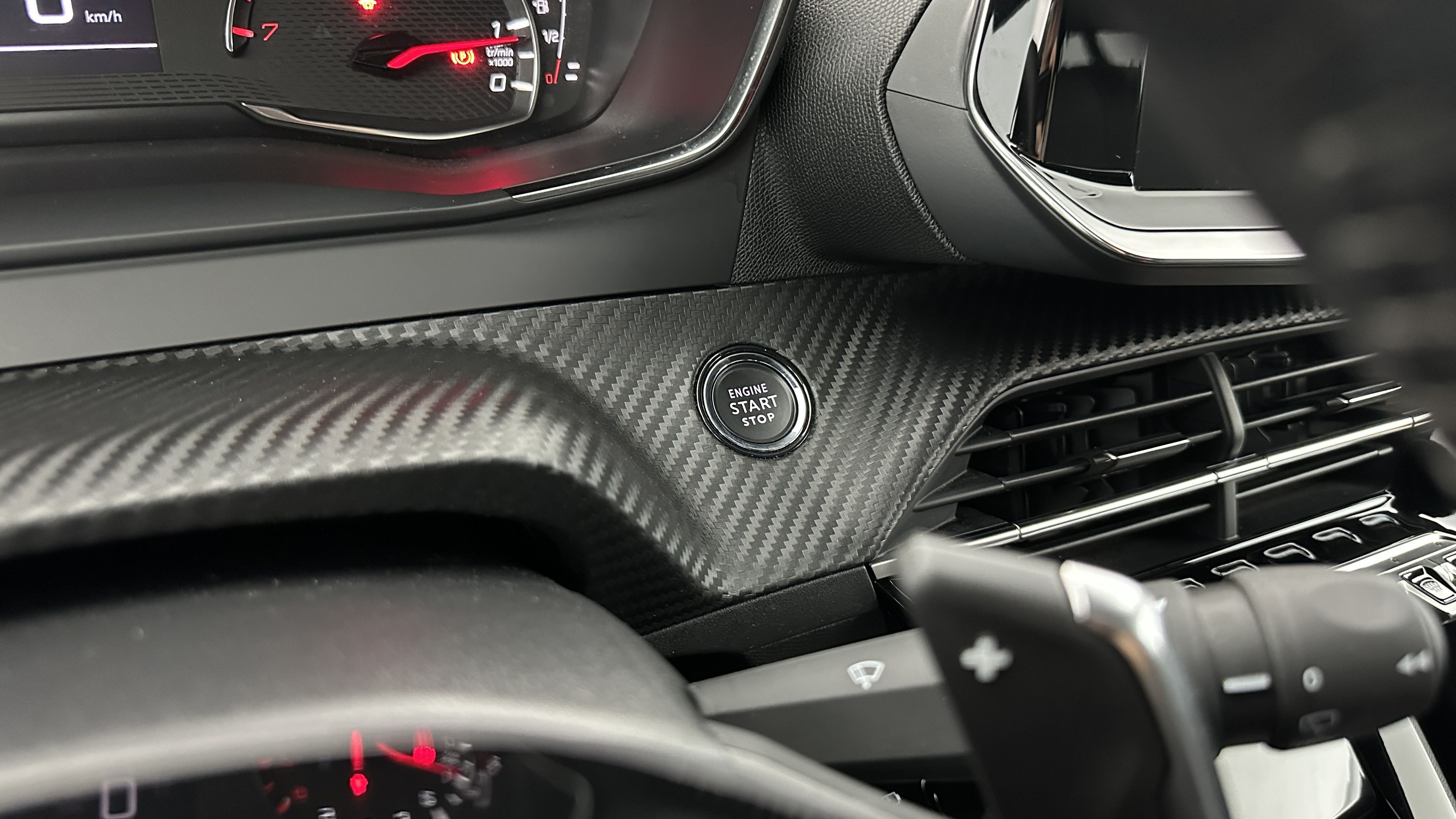 Peugeot 2008 - Image 22