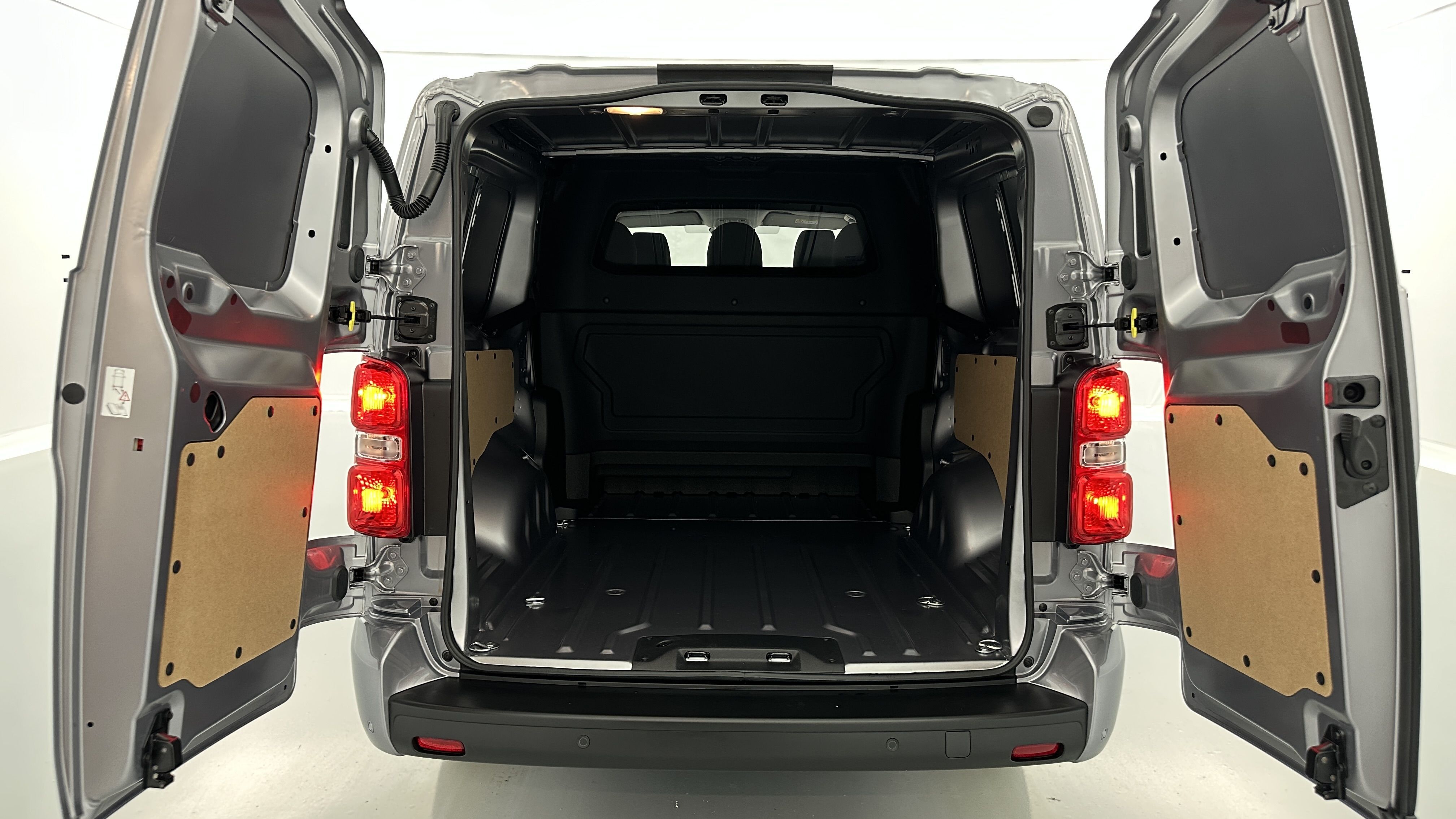 Peugeot Expert Cabine Approfondie - Image 9