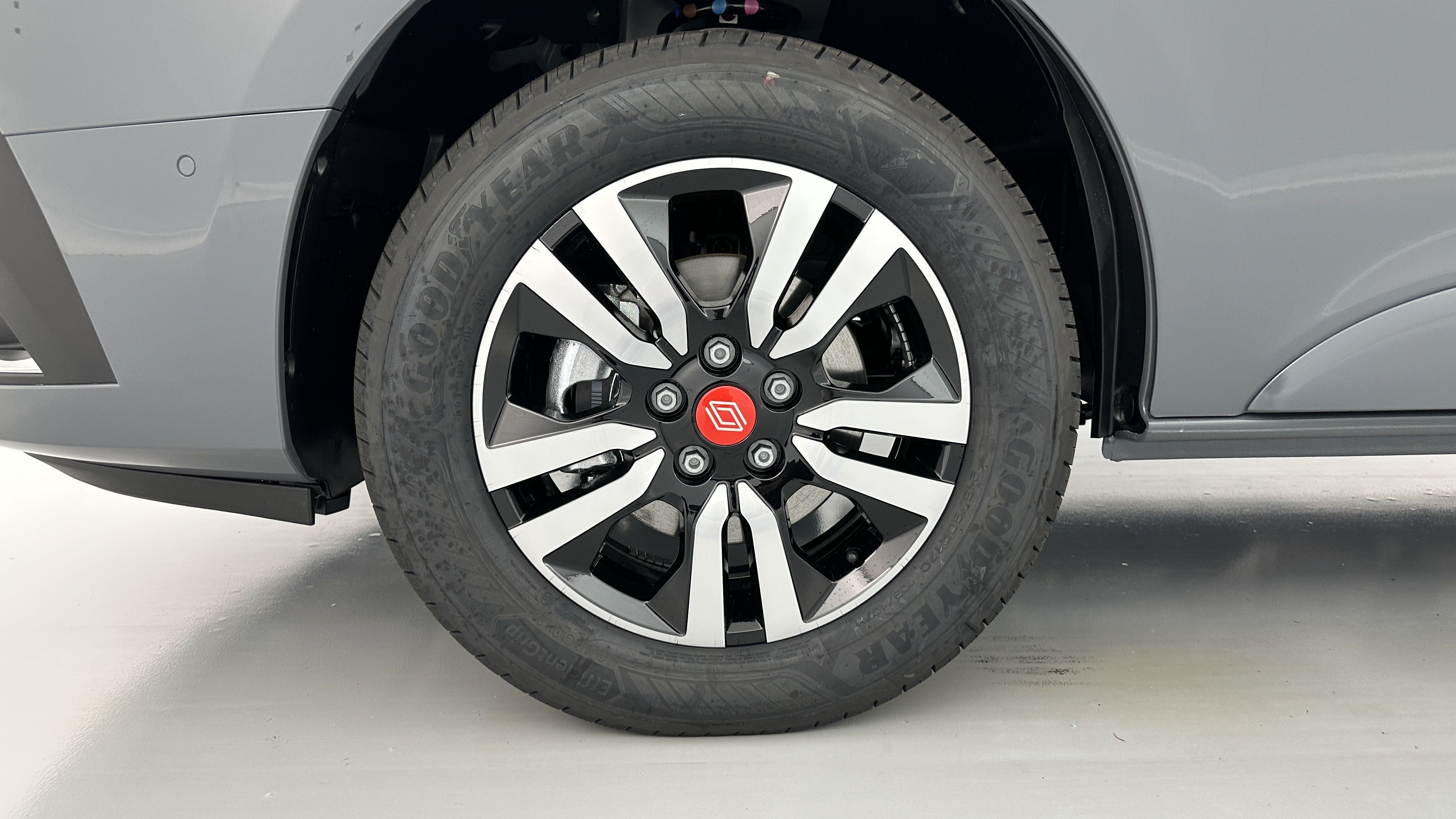 Renault Trucks TRAFIC COMBI - Image 11