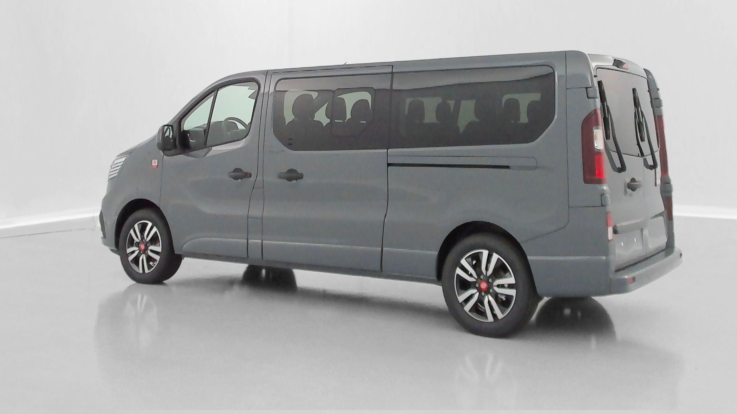 Renault Trucks TRAFIC COMBI - Image 24