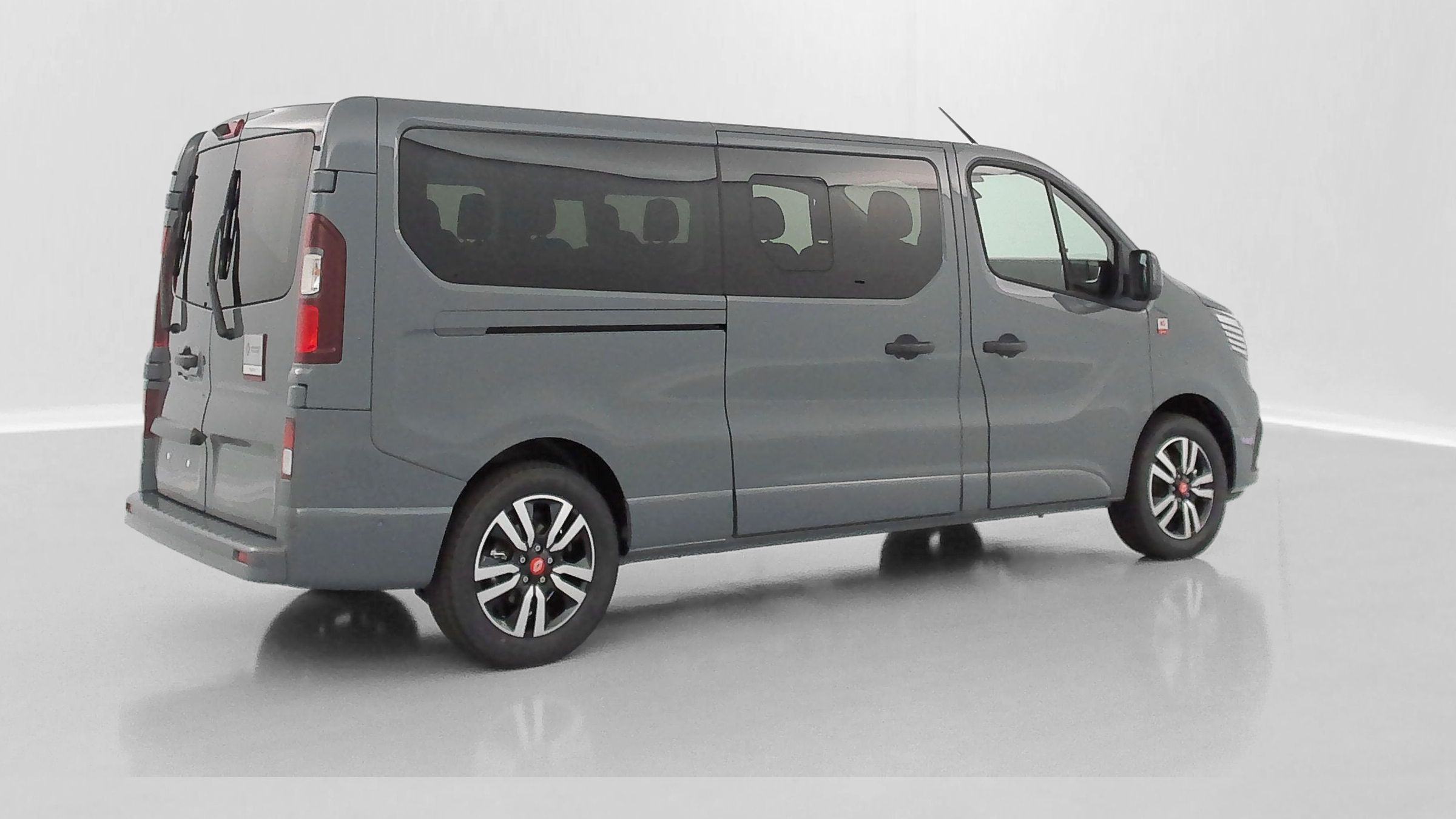 Renault Trucks TRAFIC COMBI - Image 25