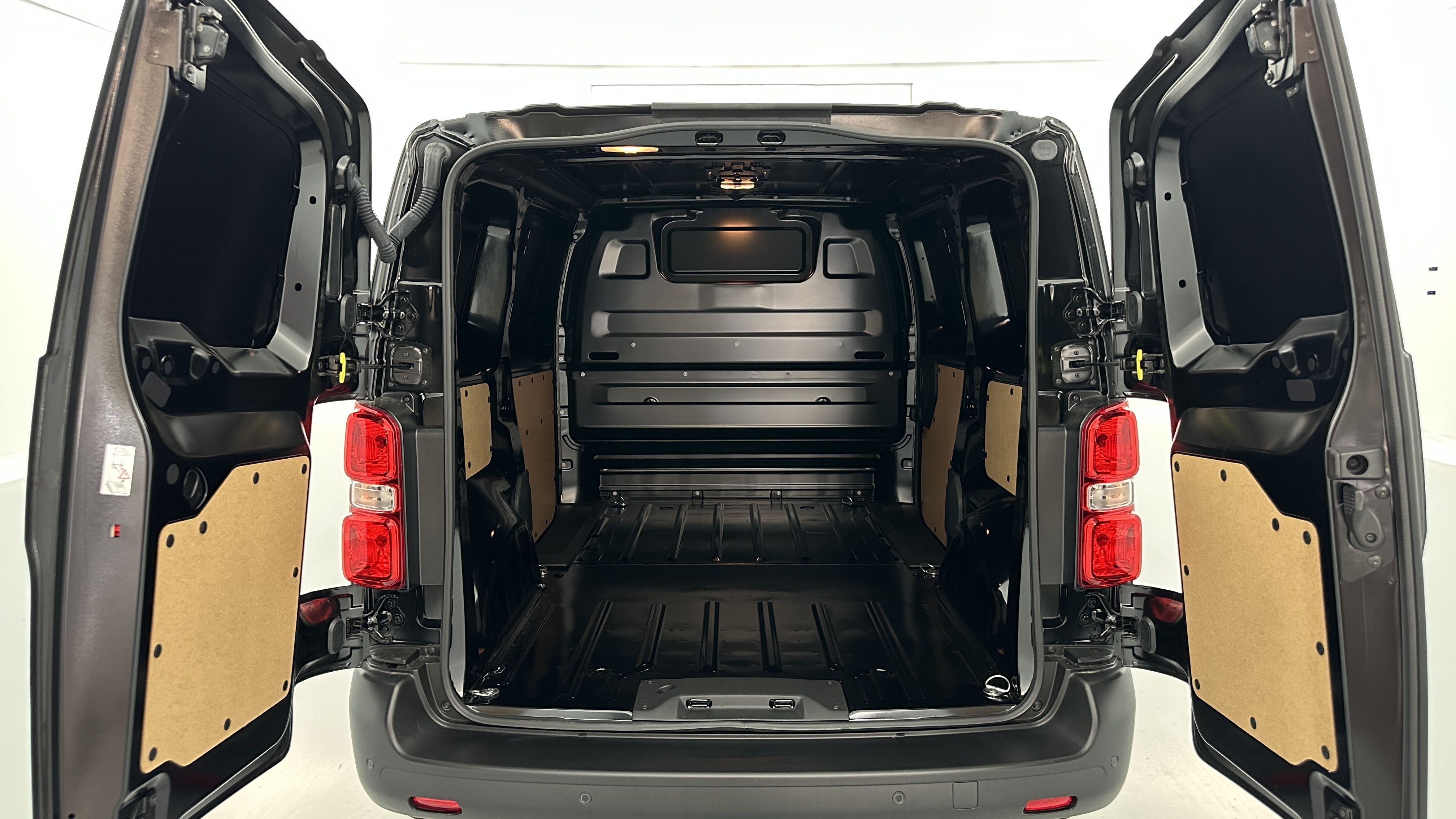 Opel Vivaro Fourgon - Image 9