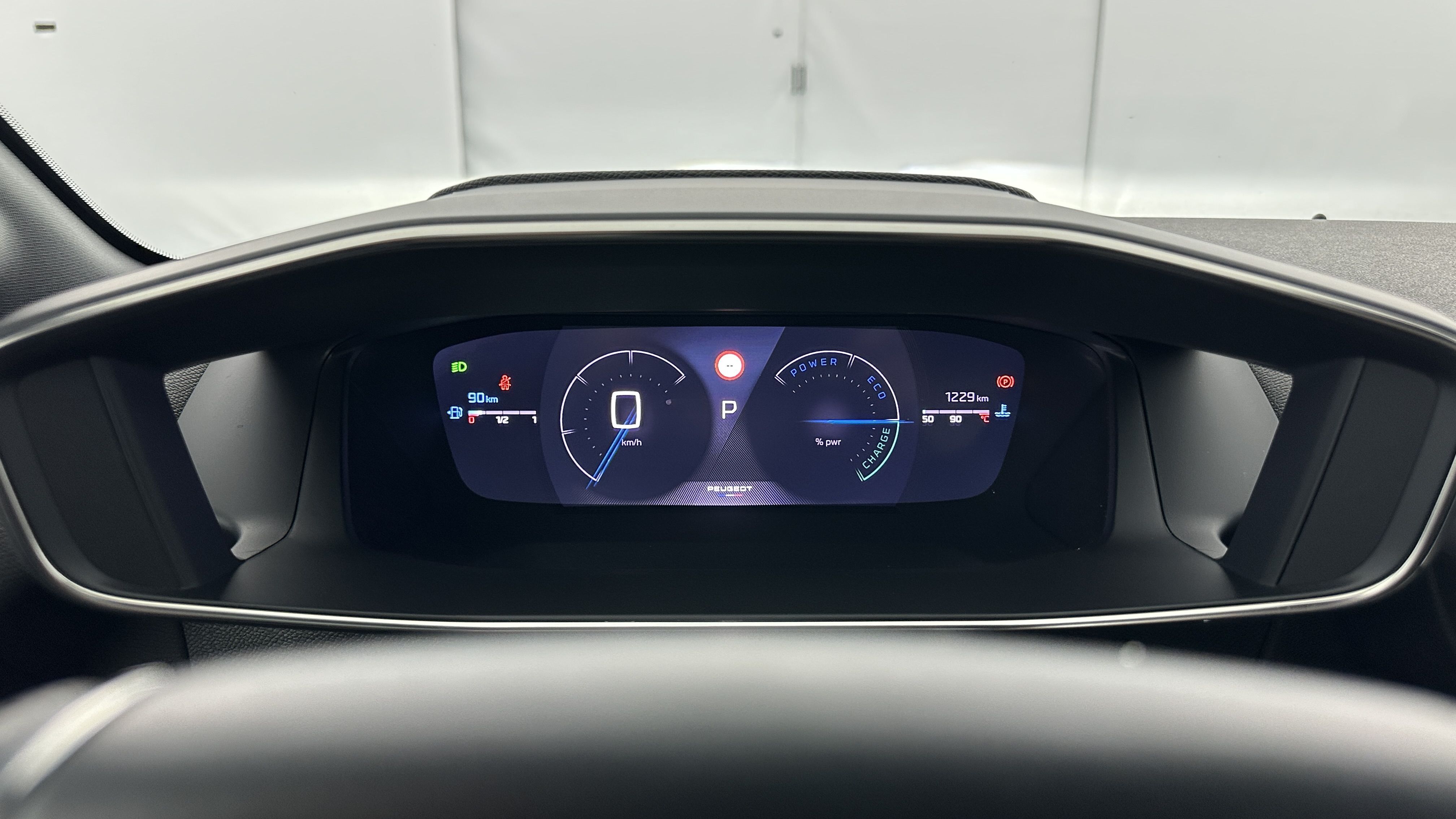 Peugeot 208 - Image 15