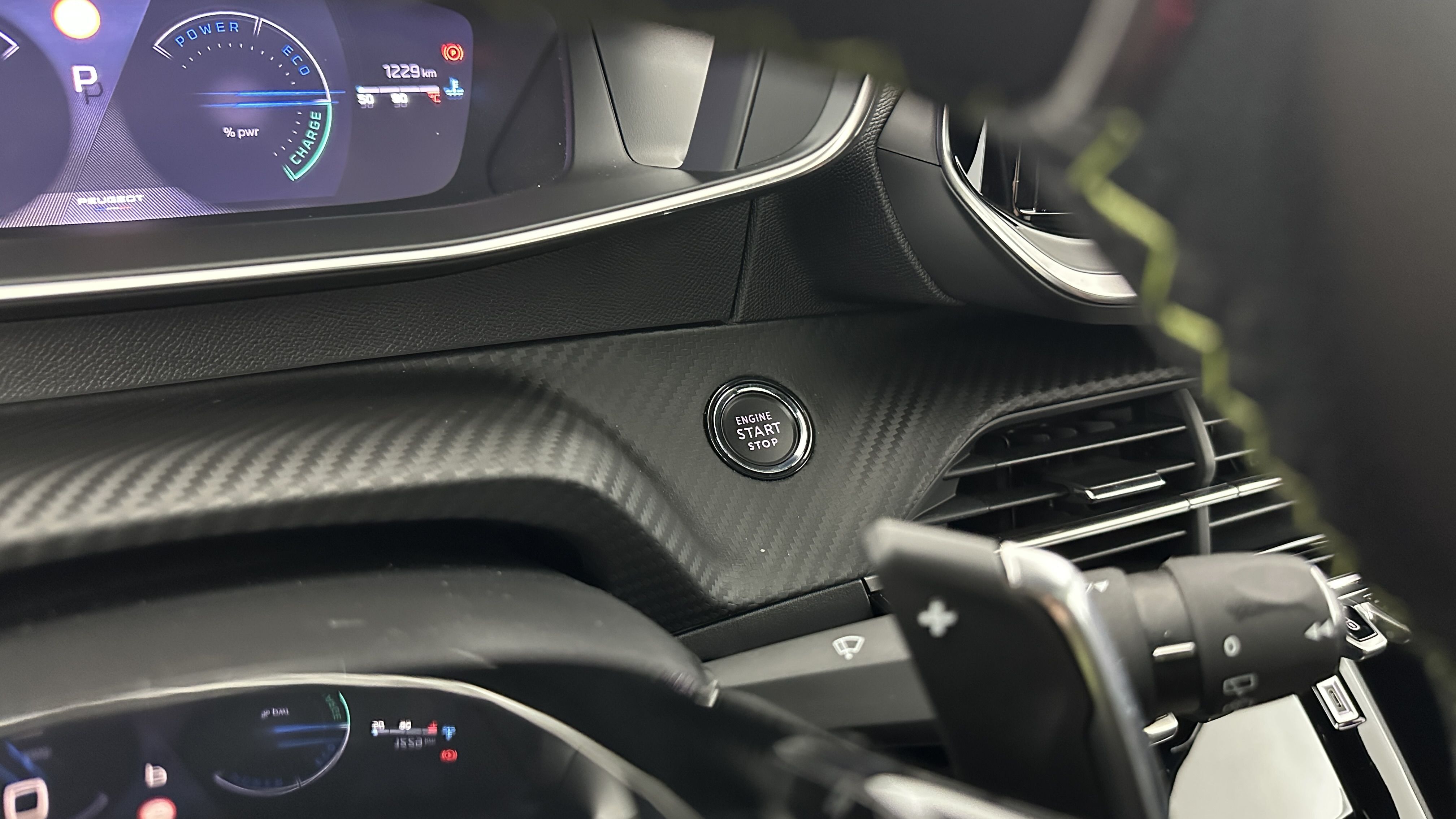 Peugeot 208 - Image 23