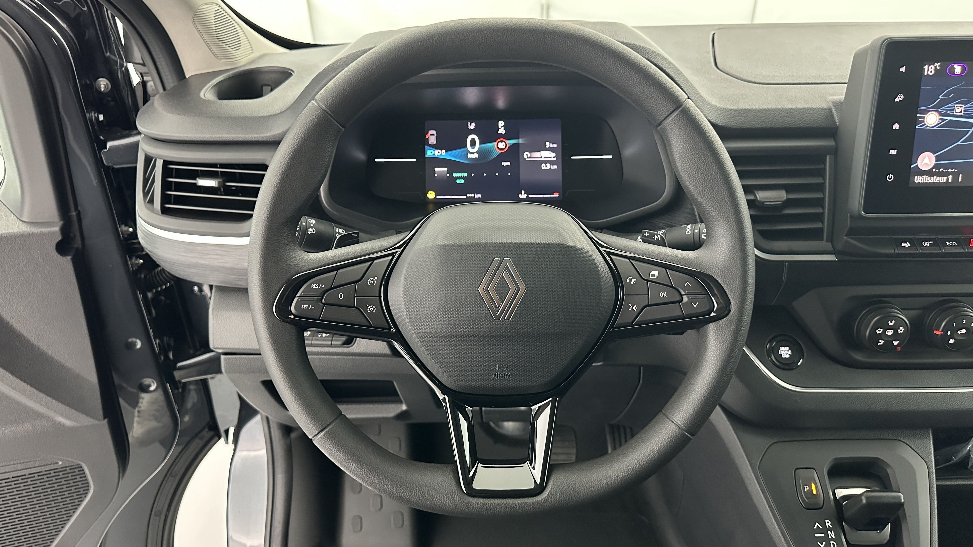 Renault Trucks TRAFIC COMBI - Image 13