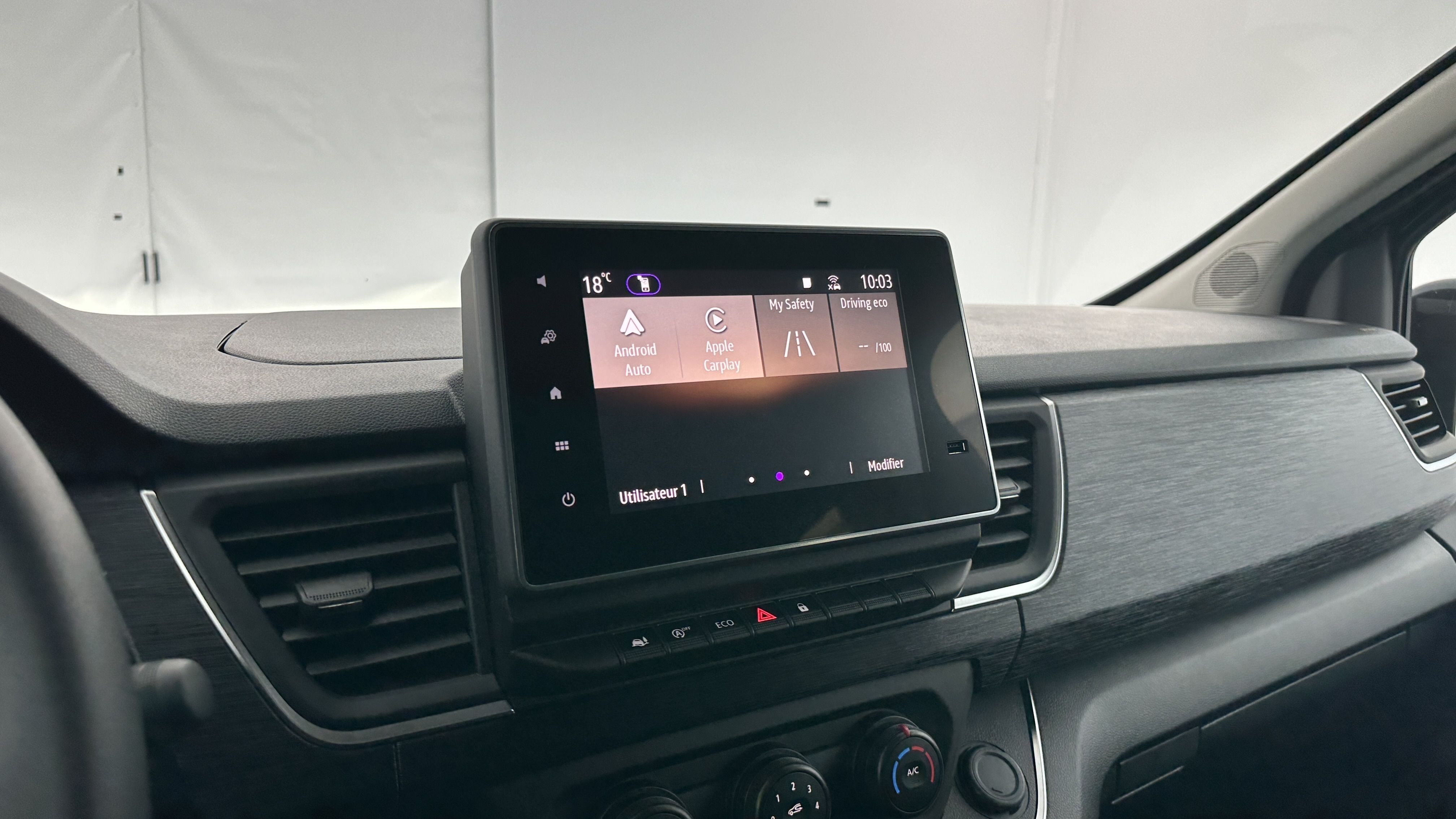 Renault Trucks TRAFIC COMBI - Image 19