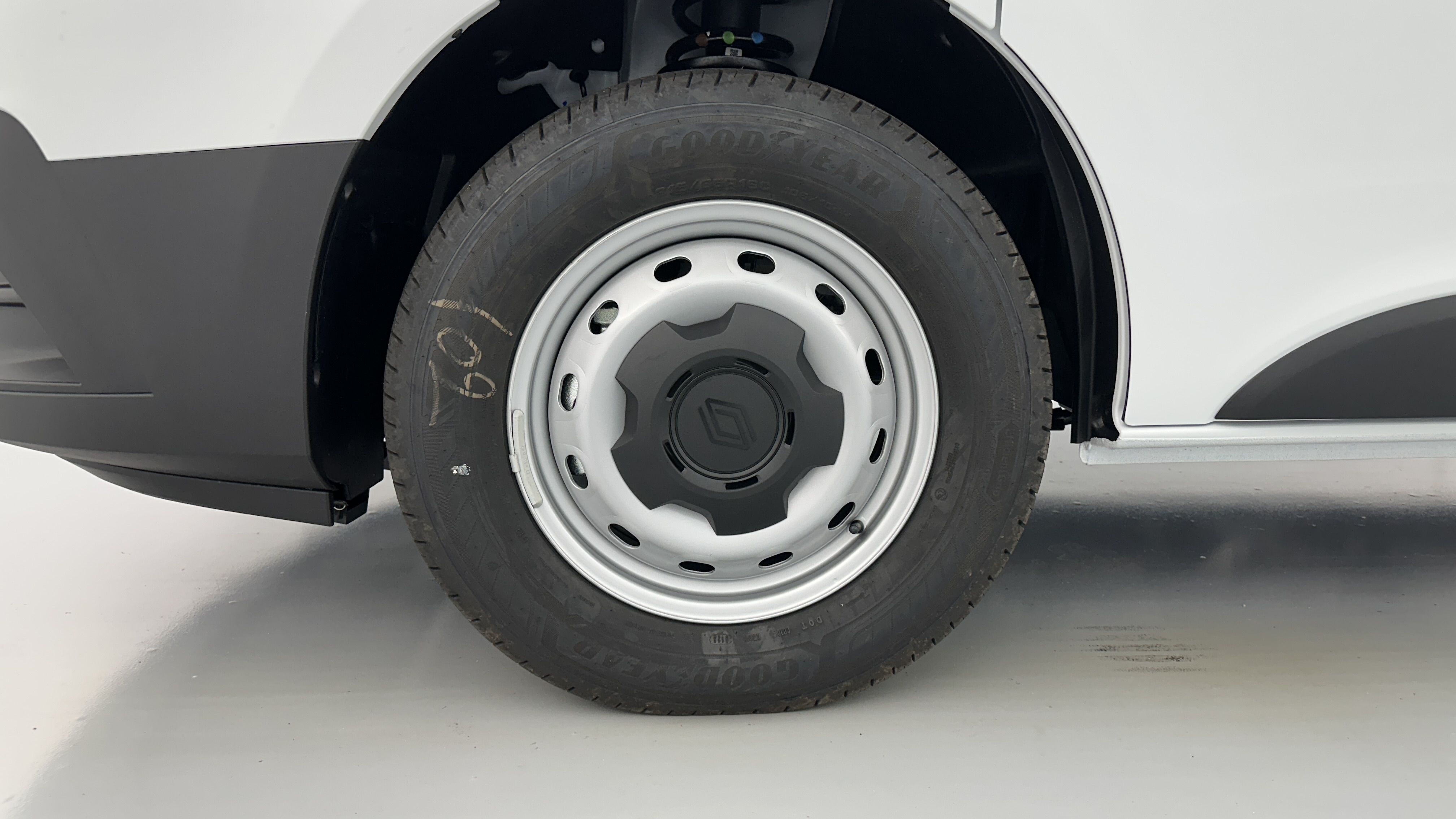 Renault Trafic - Image 6