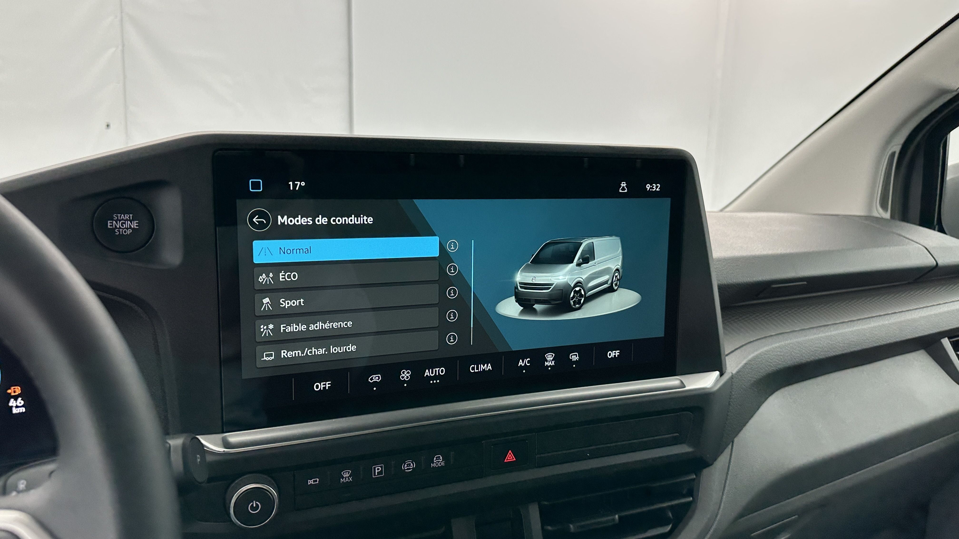 Volkswagen Transporter - Image 16