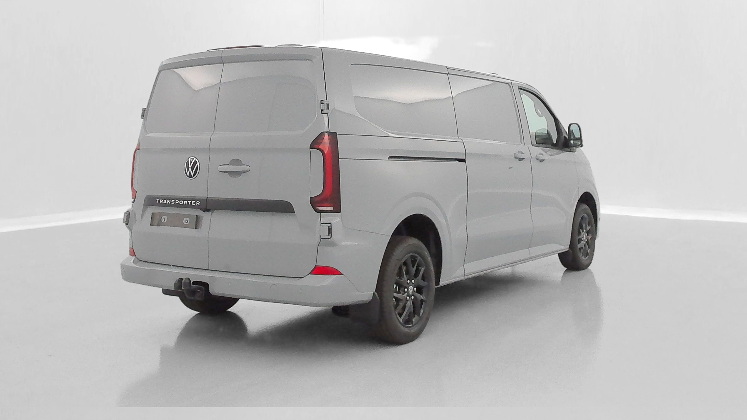 Volkswagen Transporter - Image 20