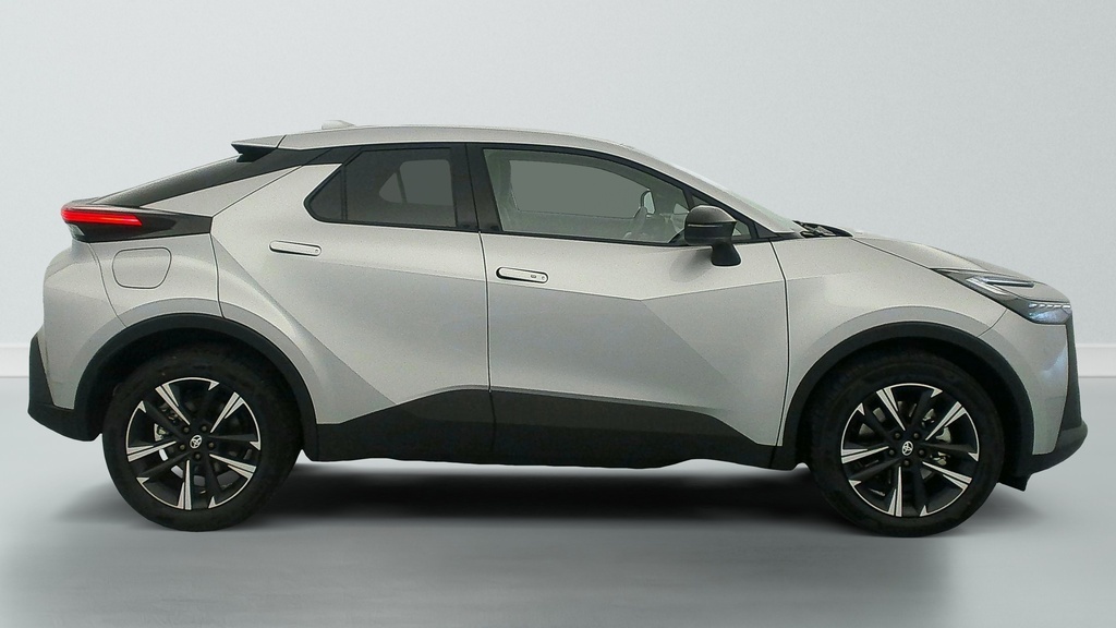 Toyota C-HR - Image 8
