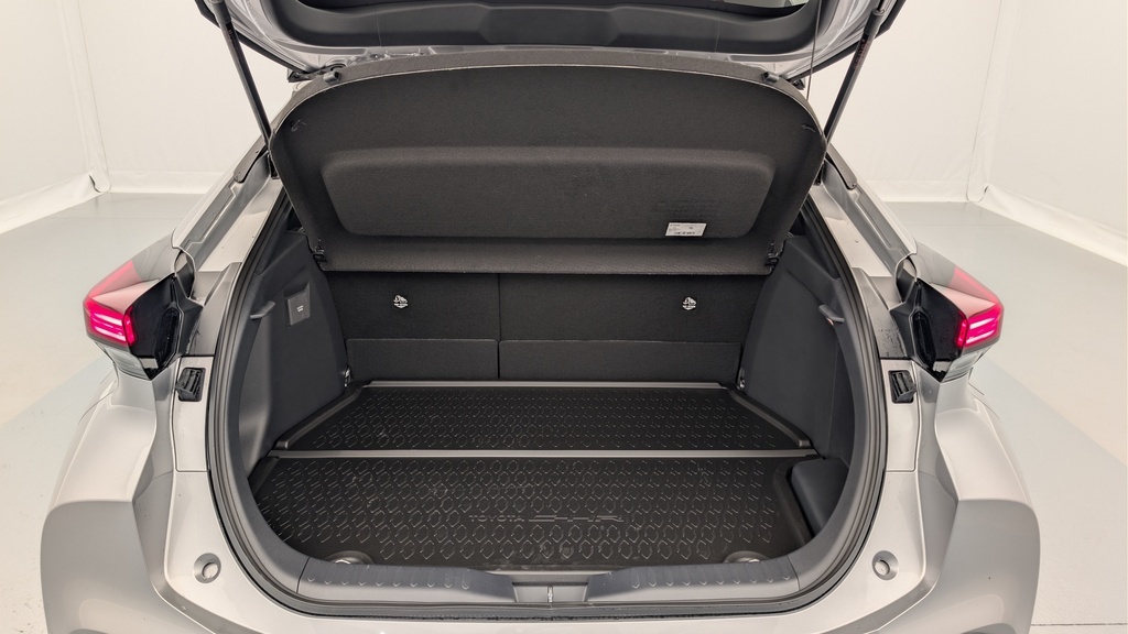 Toyota C-HR - Image 11