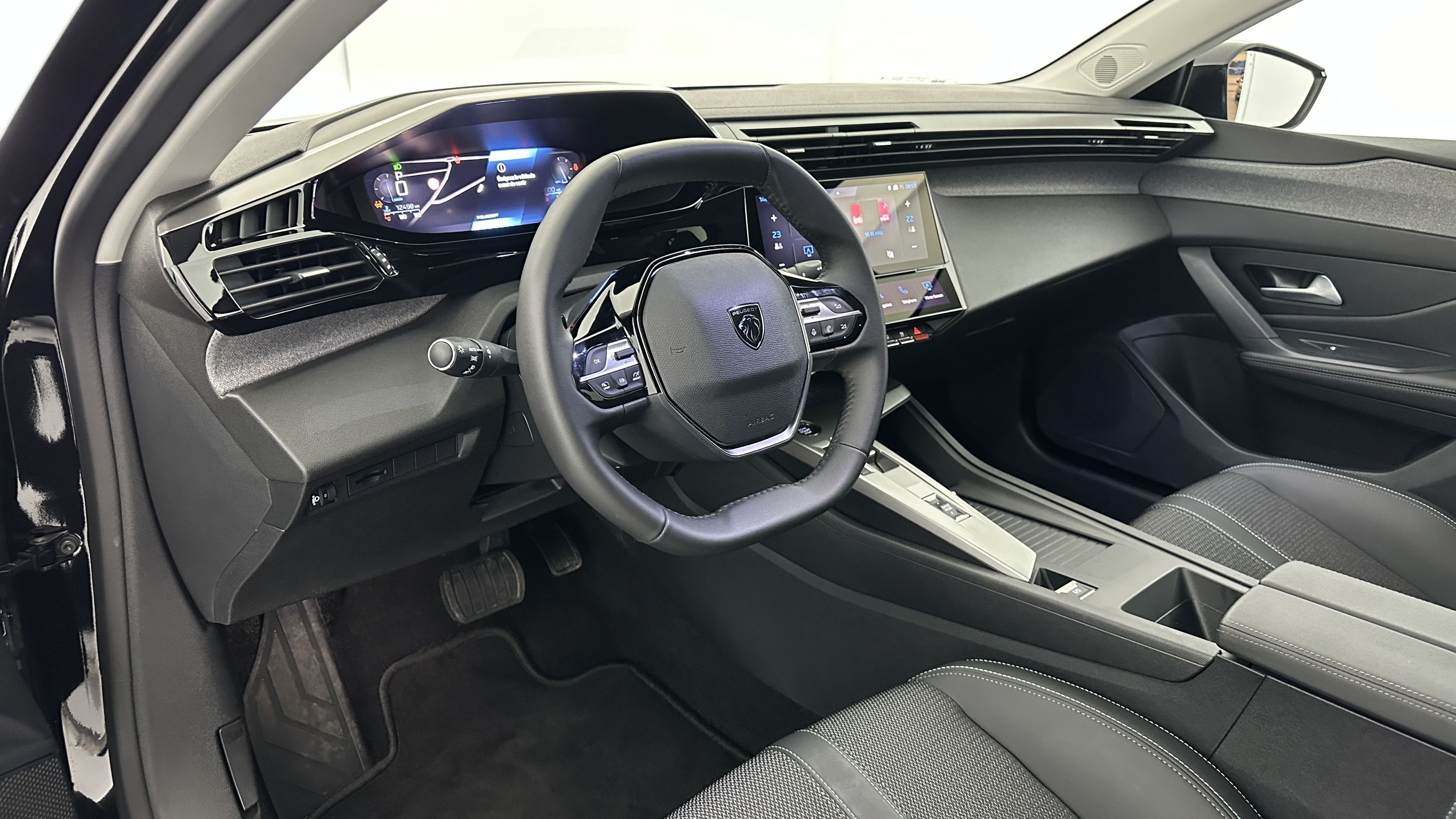 Peugeot 308 - Image 6