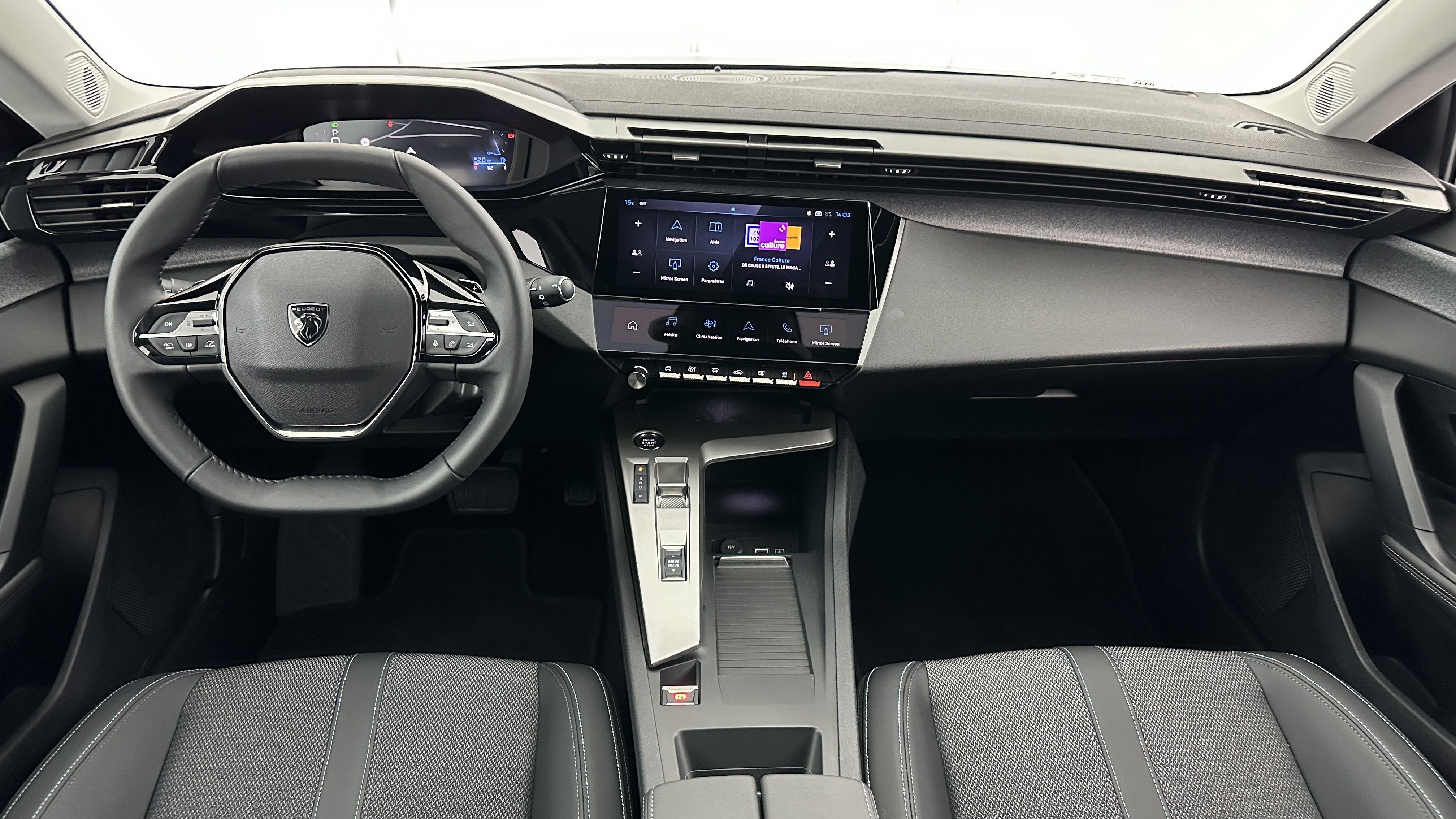 Peugeot 308 - Image 7