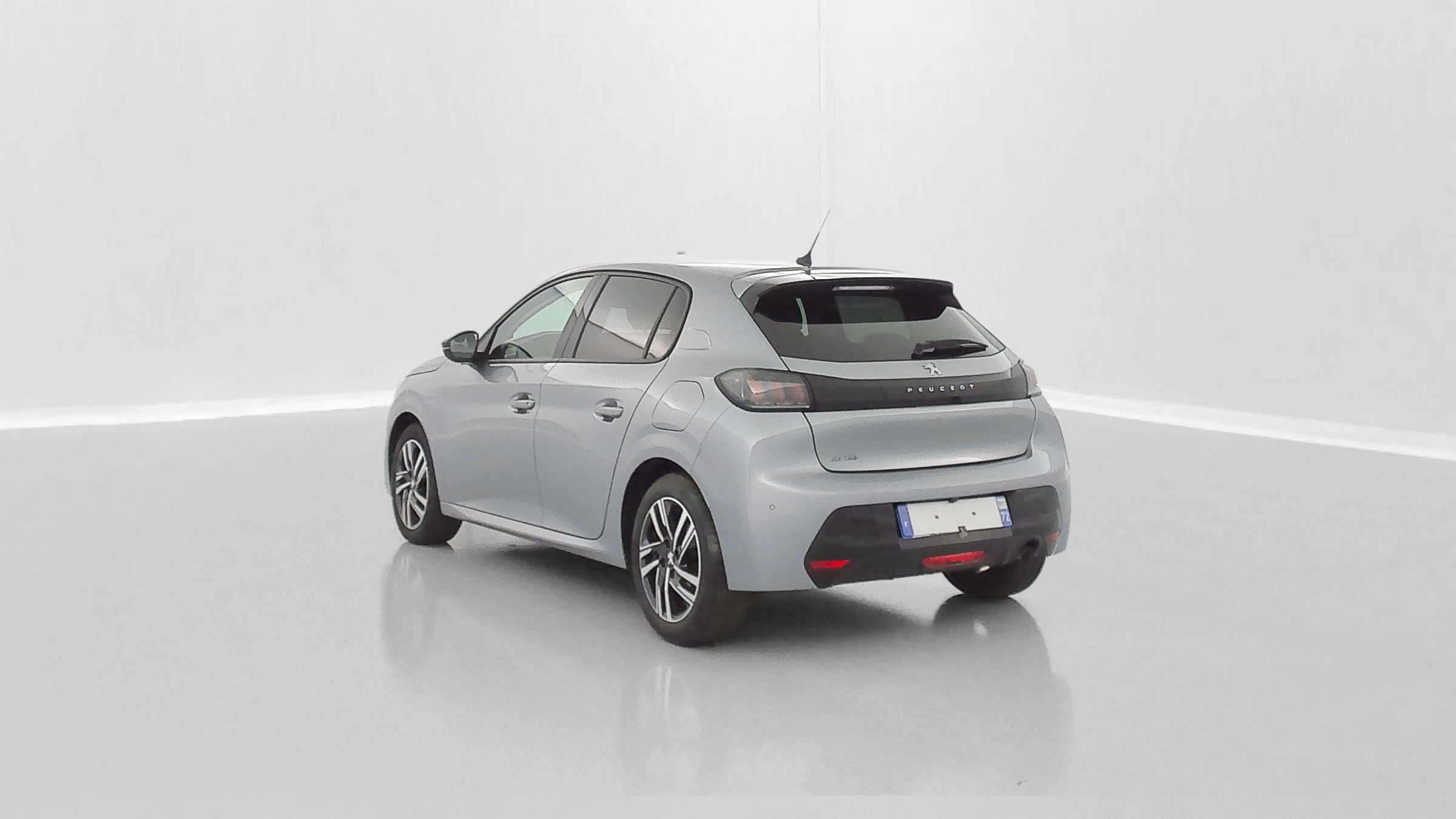 Peugeot 208 - Image 5