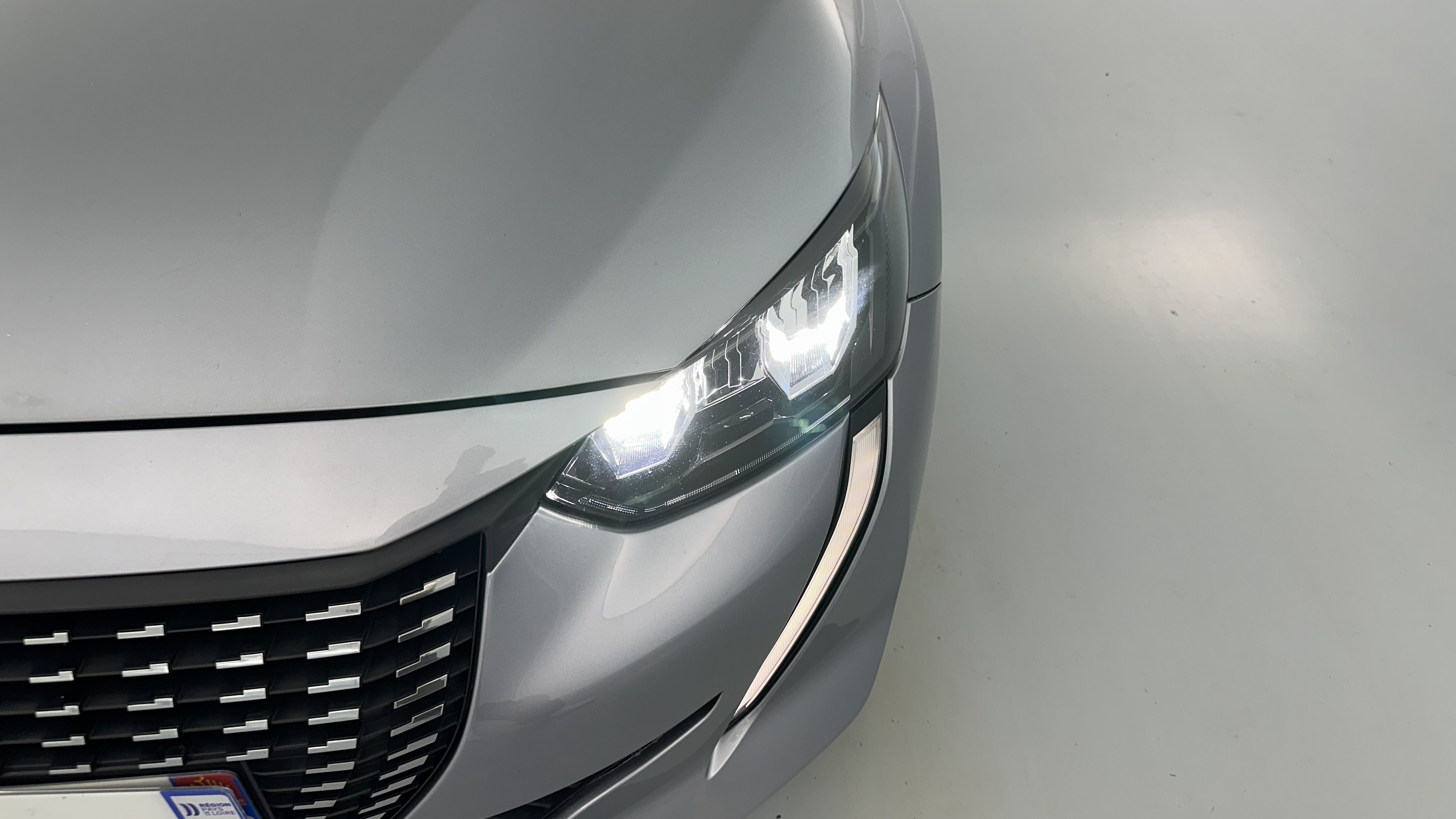 Peugeot 208 - Image 23