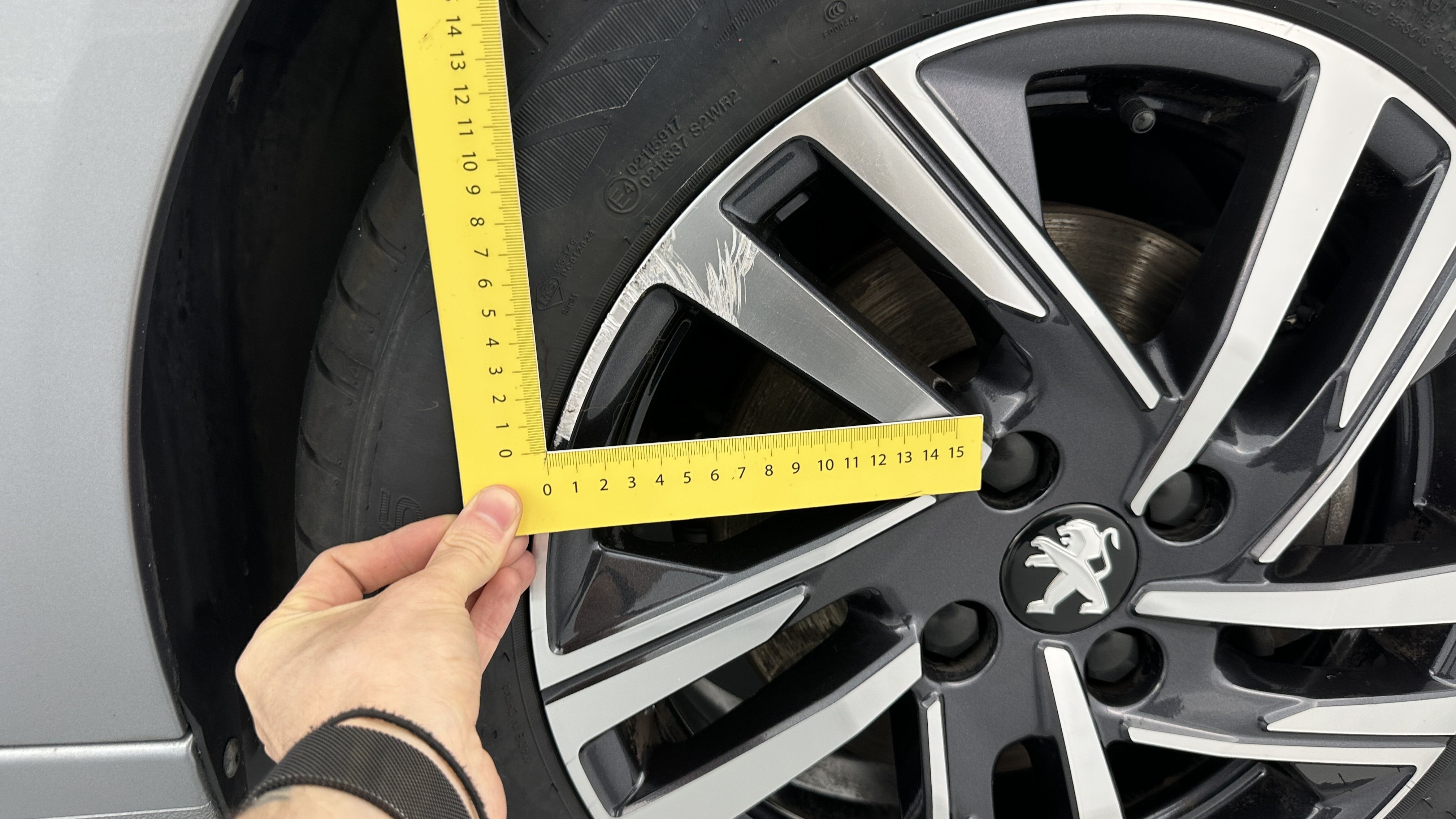 Peugeot 208 - Image 24