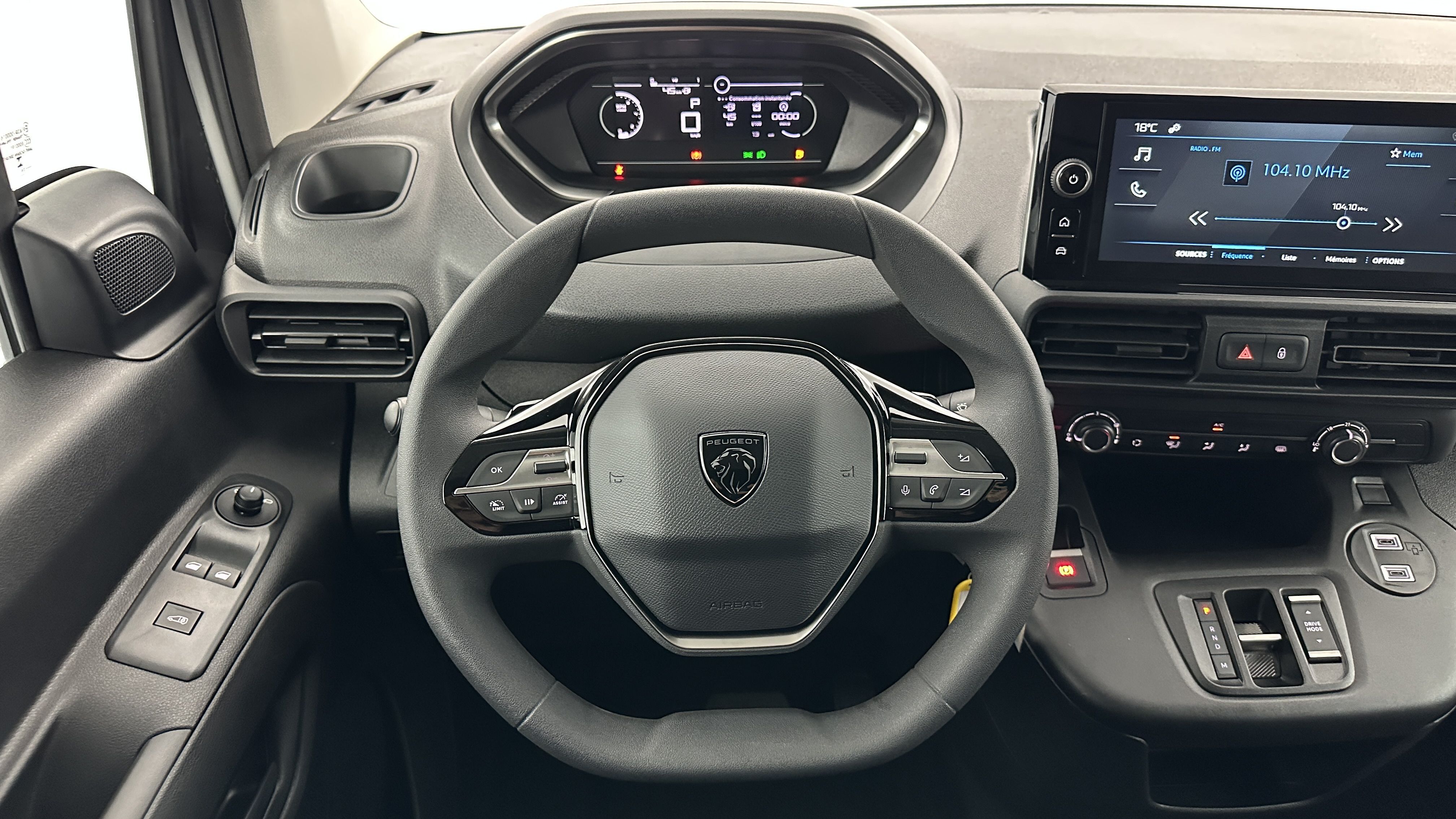 Peugeot e-Partner - Image 12