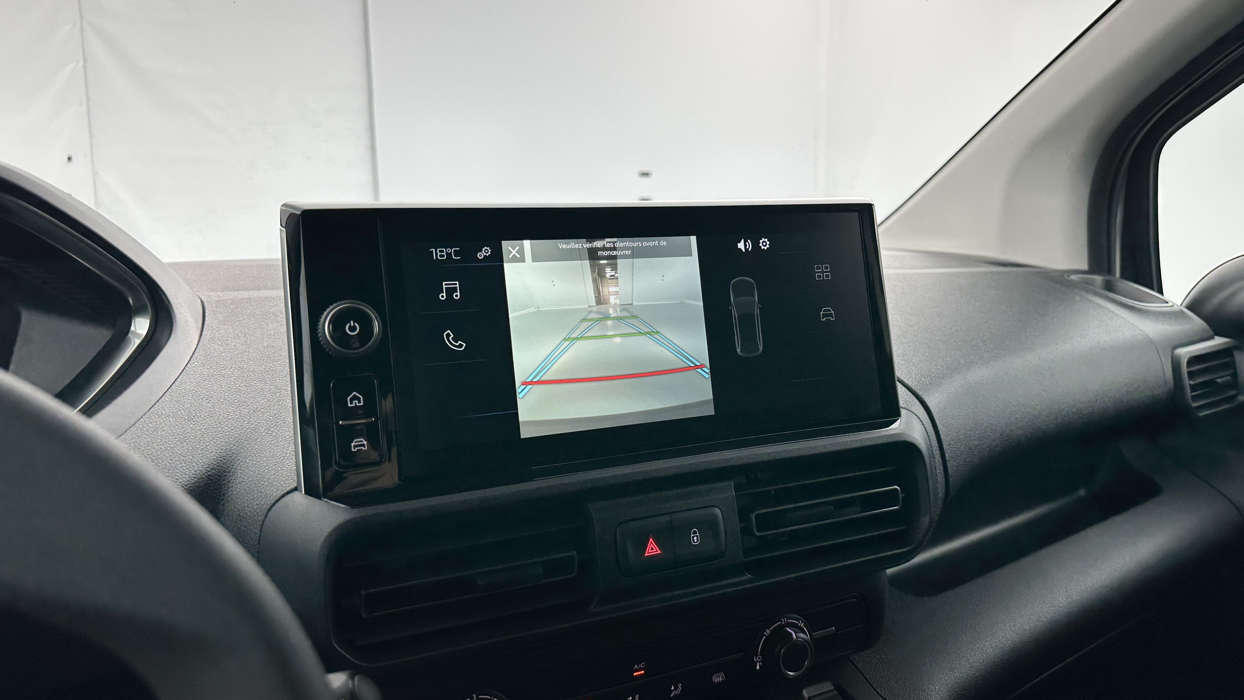 Peugeot e-Partner - Image 15