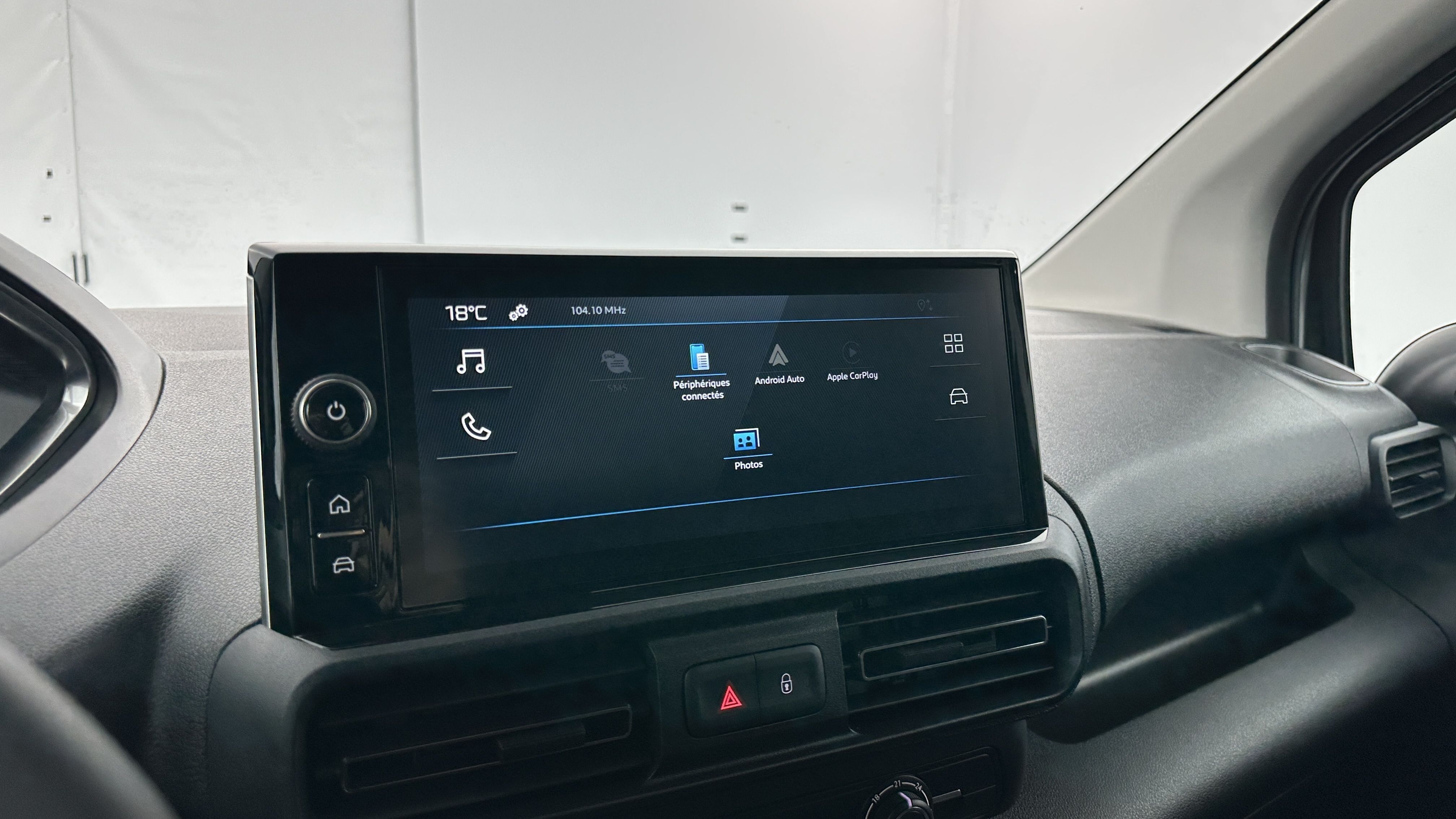 Peugeot e-Partner - Image 16