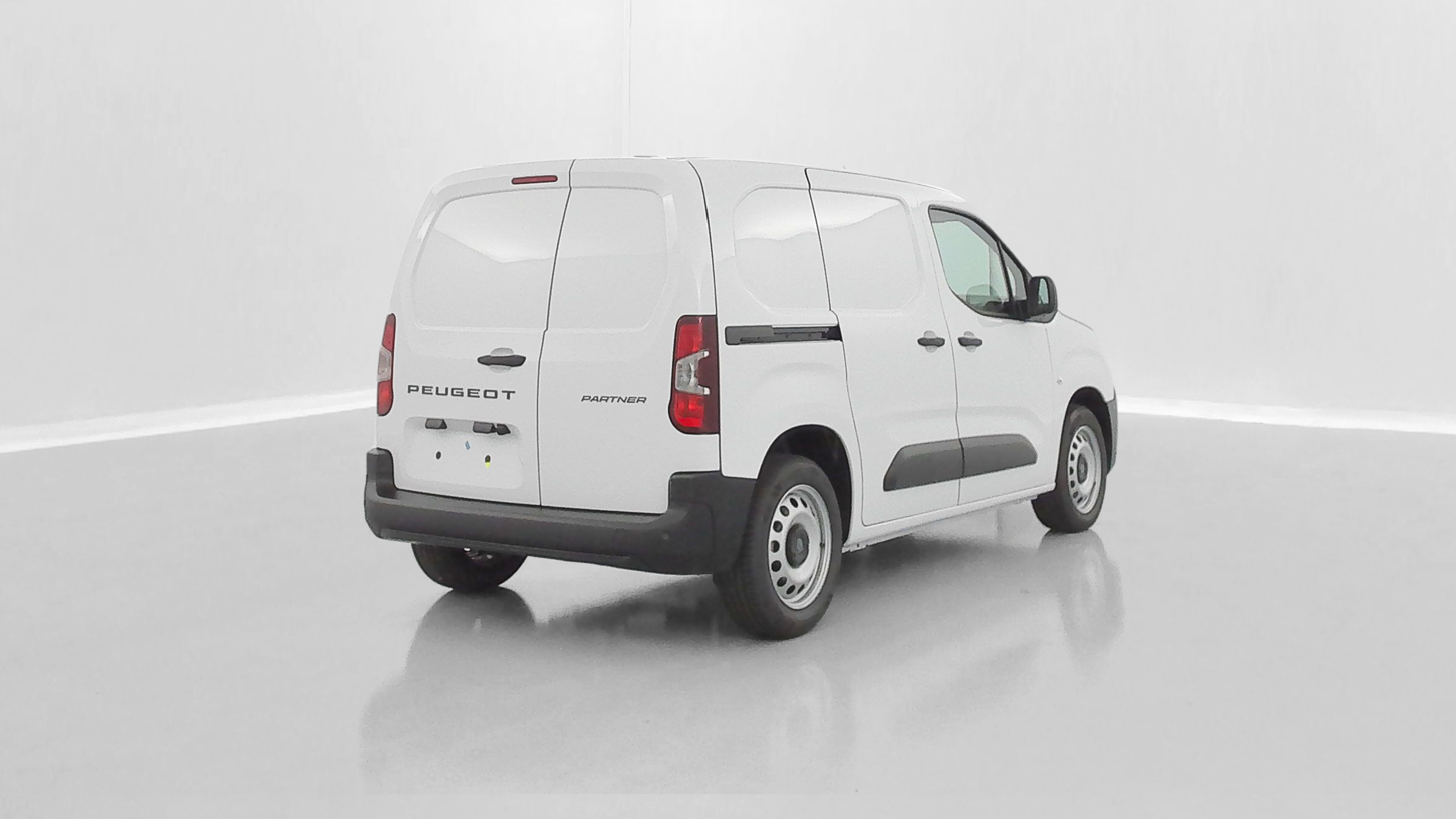 Peugeot e-Partner - Image 19