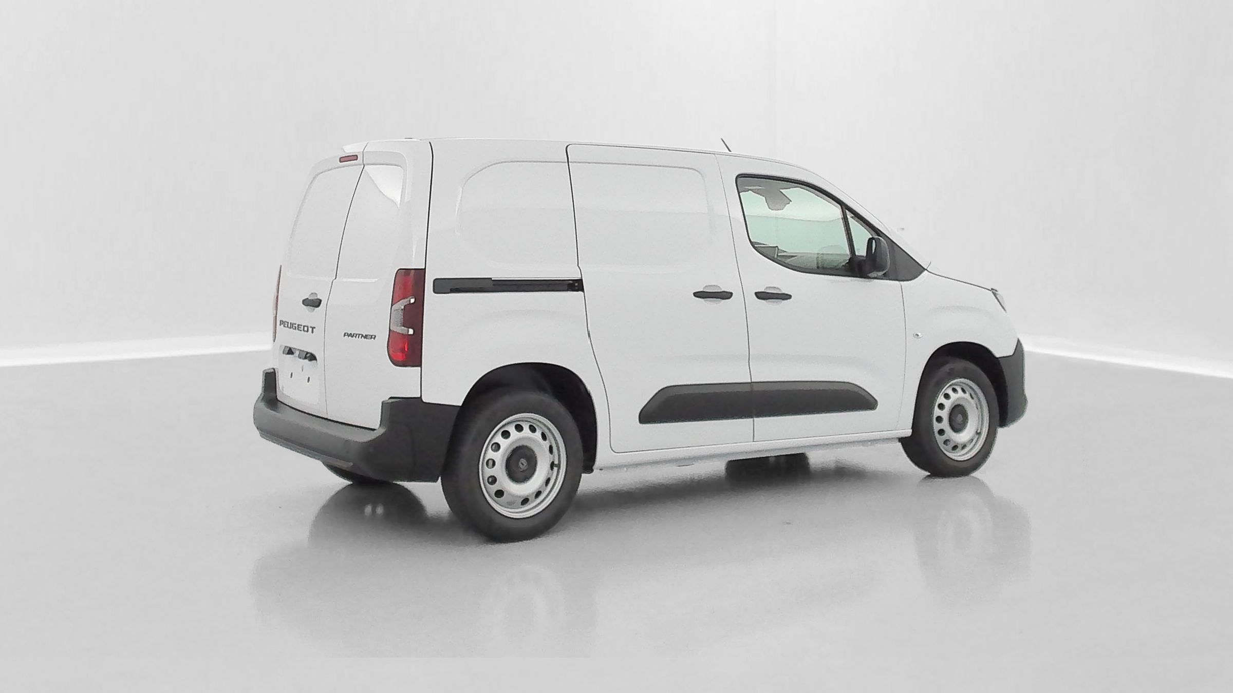 Peugeot e-Partner - Image 23