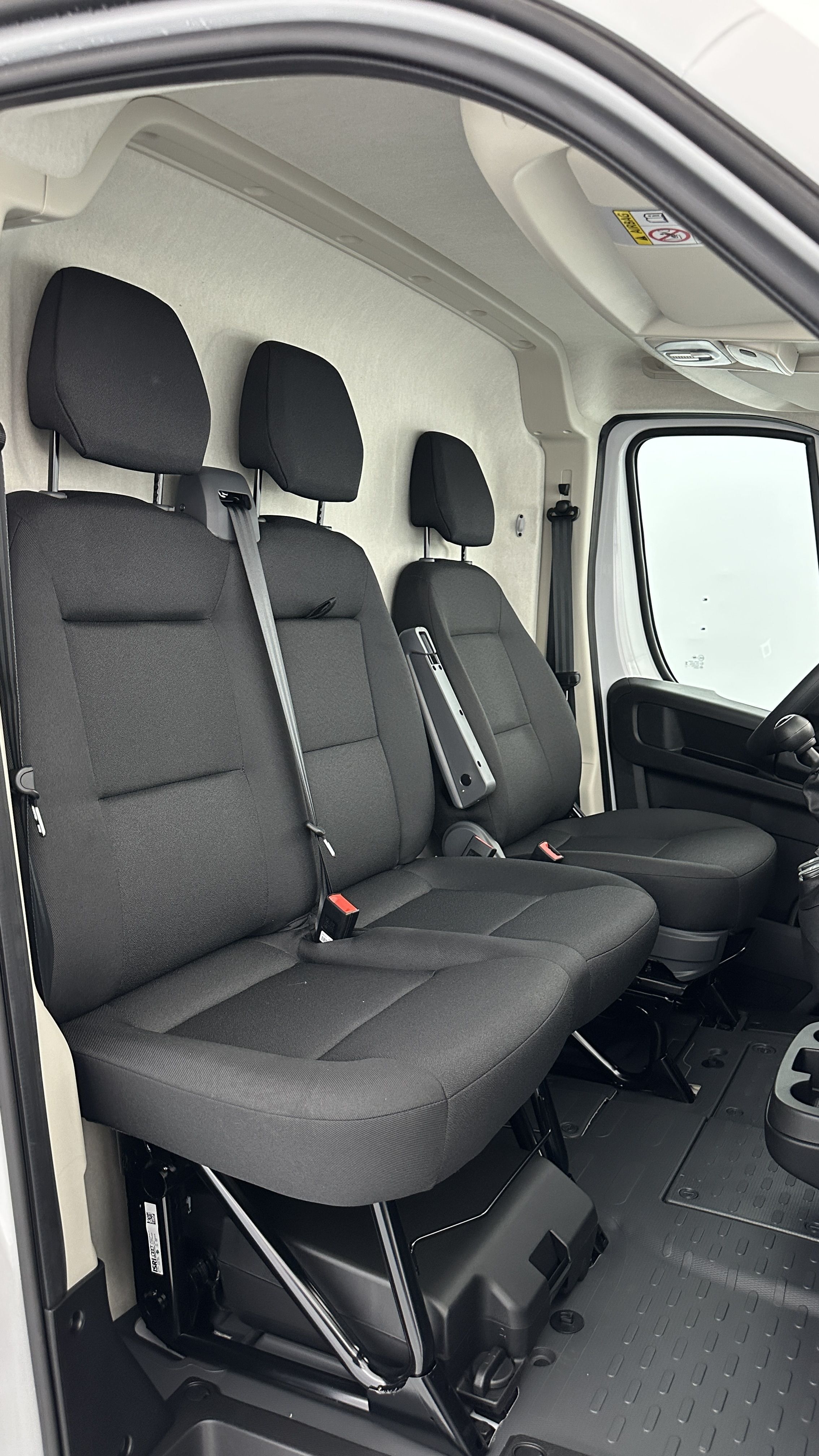 Peugeot Boxer - Image 13