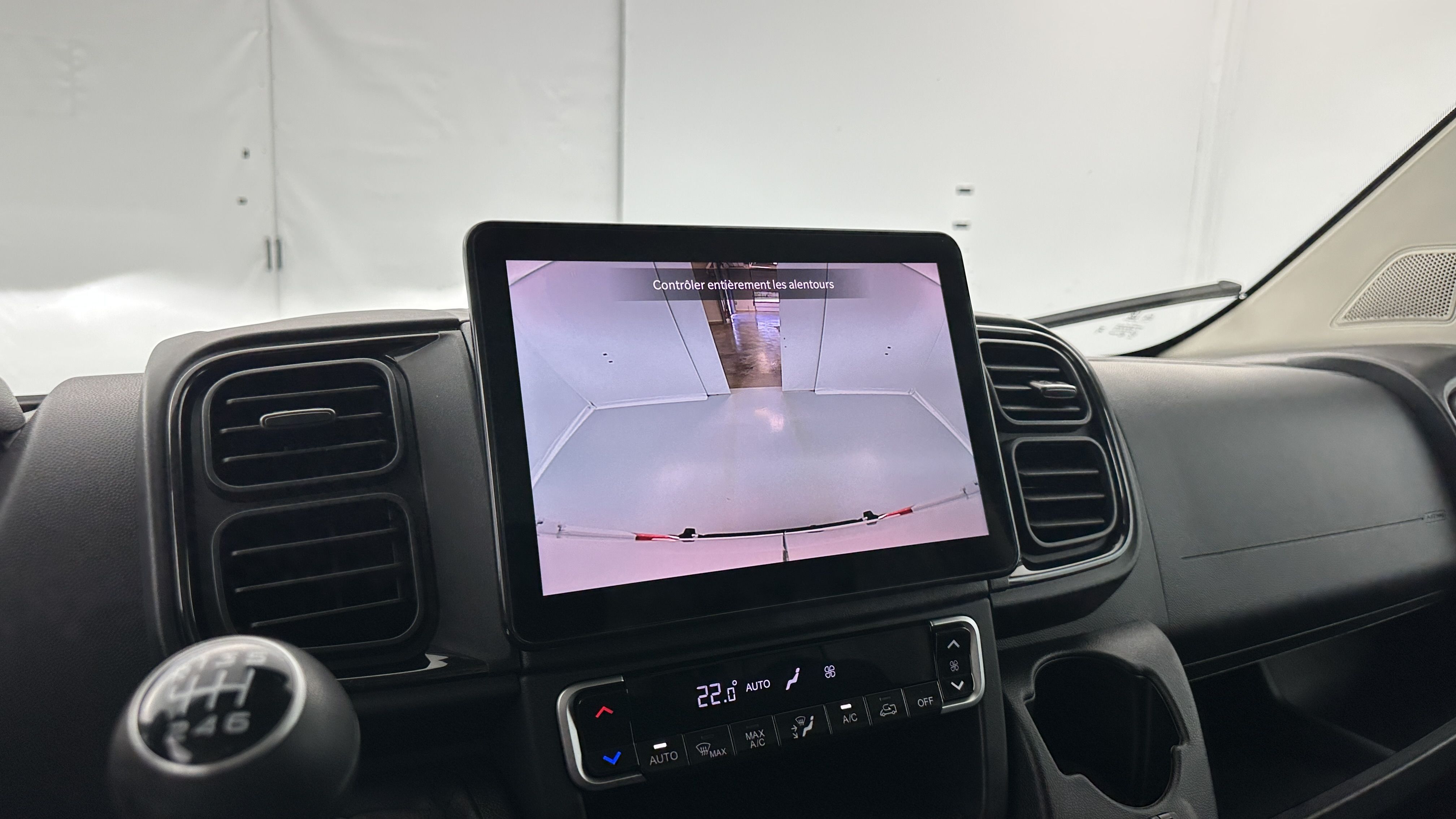 Peugeot Boxer - Image 15