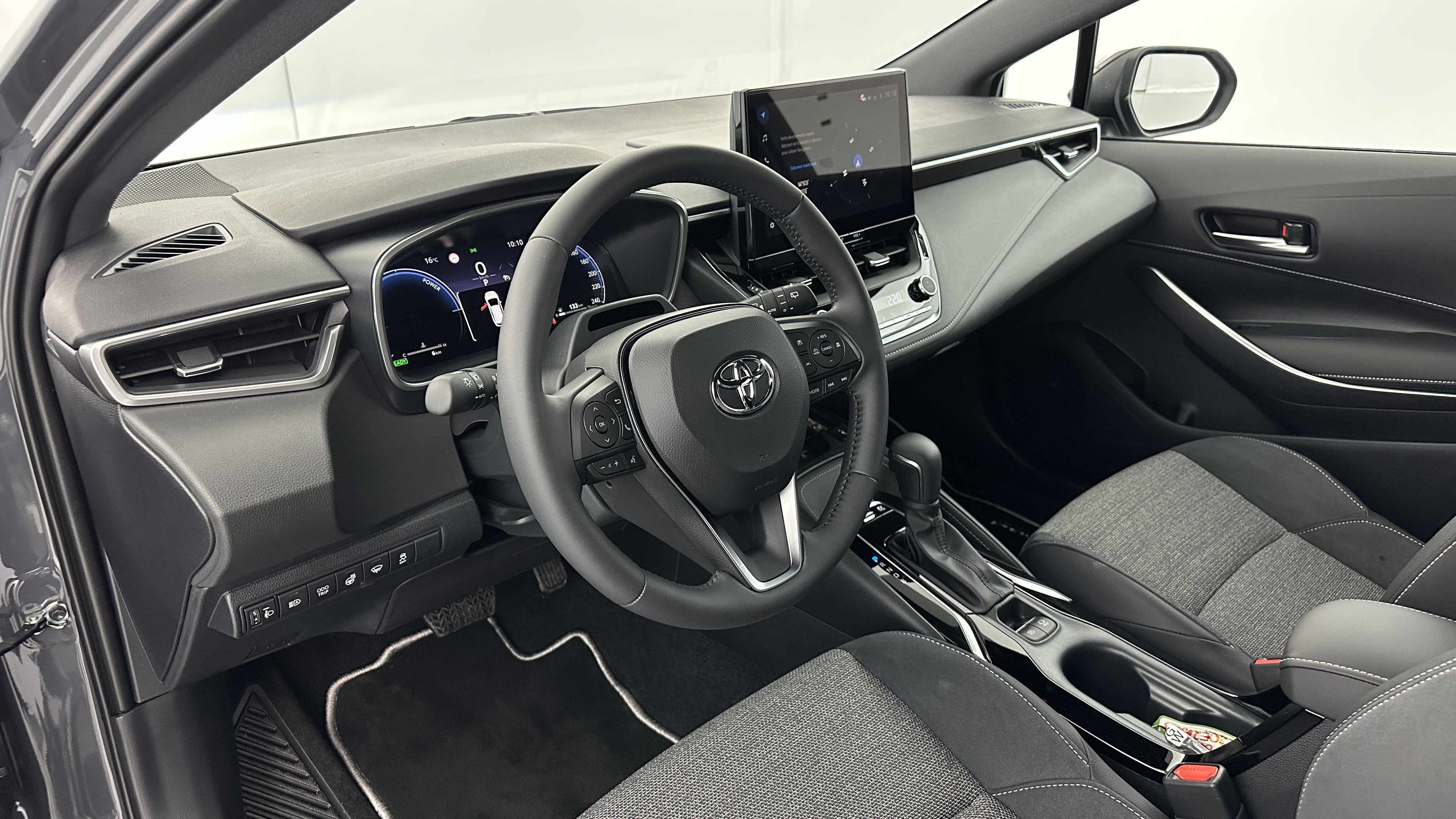 TOYOTA Corolla Touring Sports — photo 6