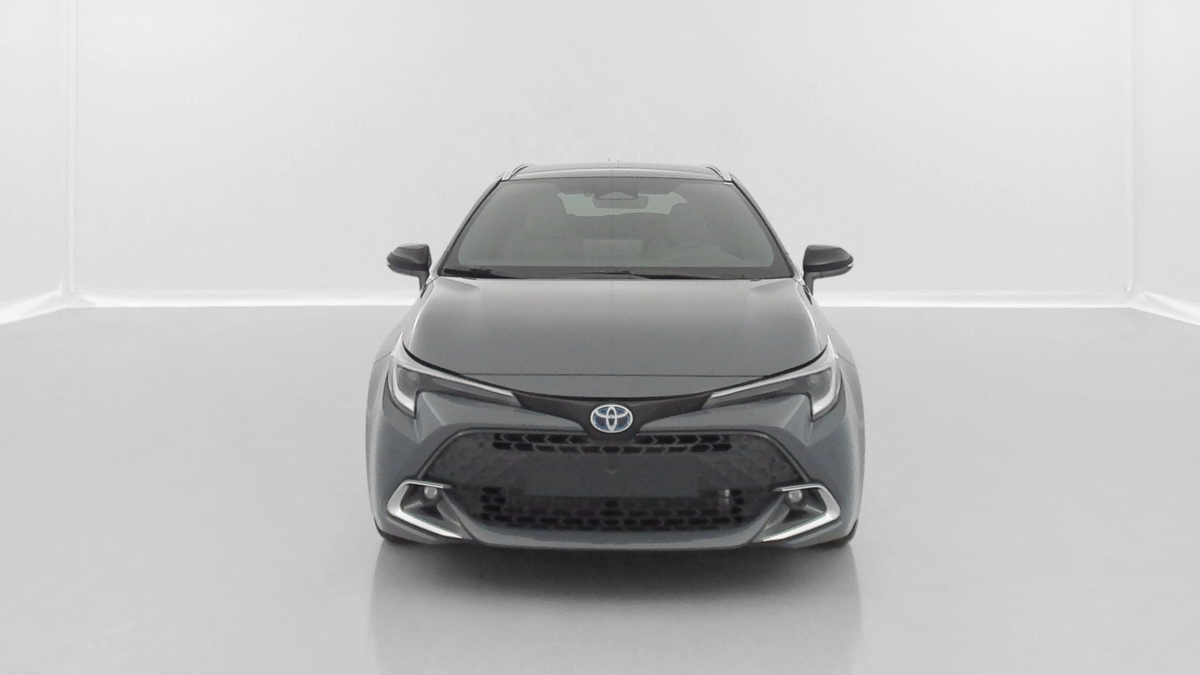 TOYOTA Corolla Touring Sports — photo 2