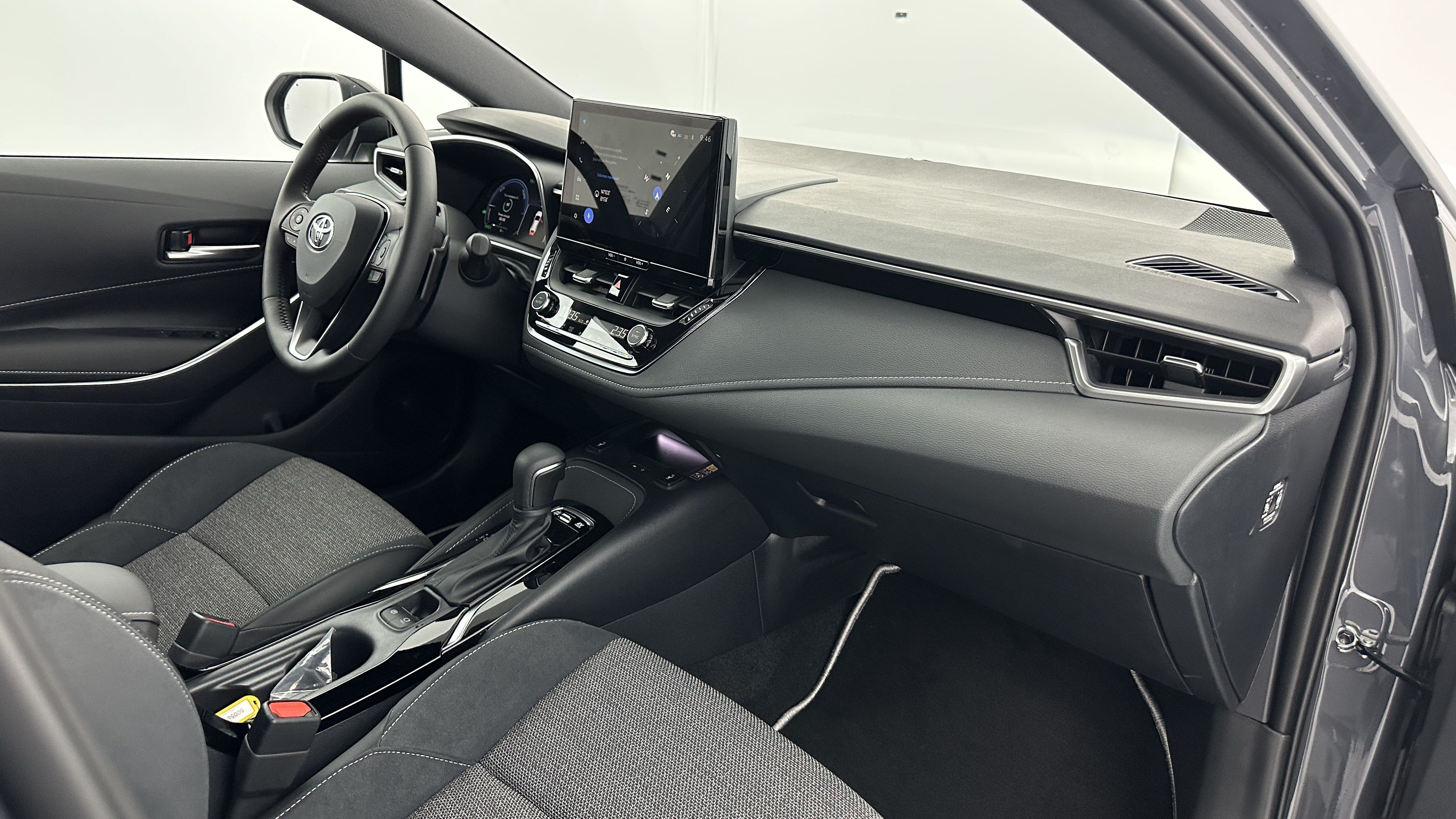 TOYOTA Corolla Touring Sports — photo 8