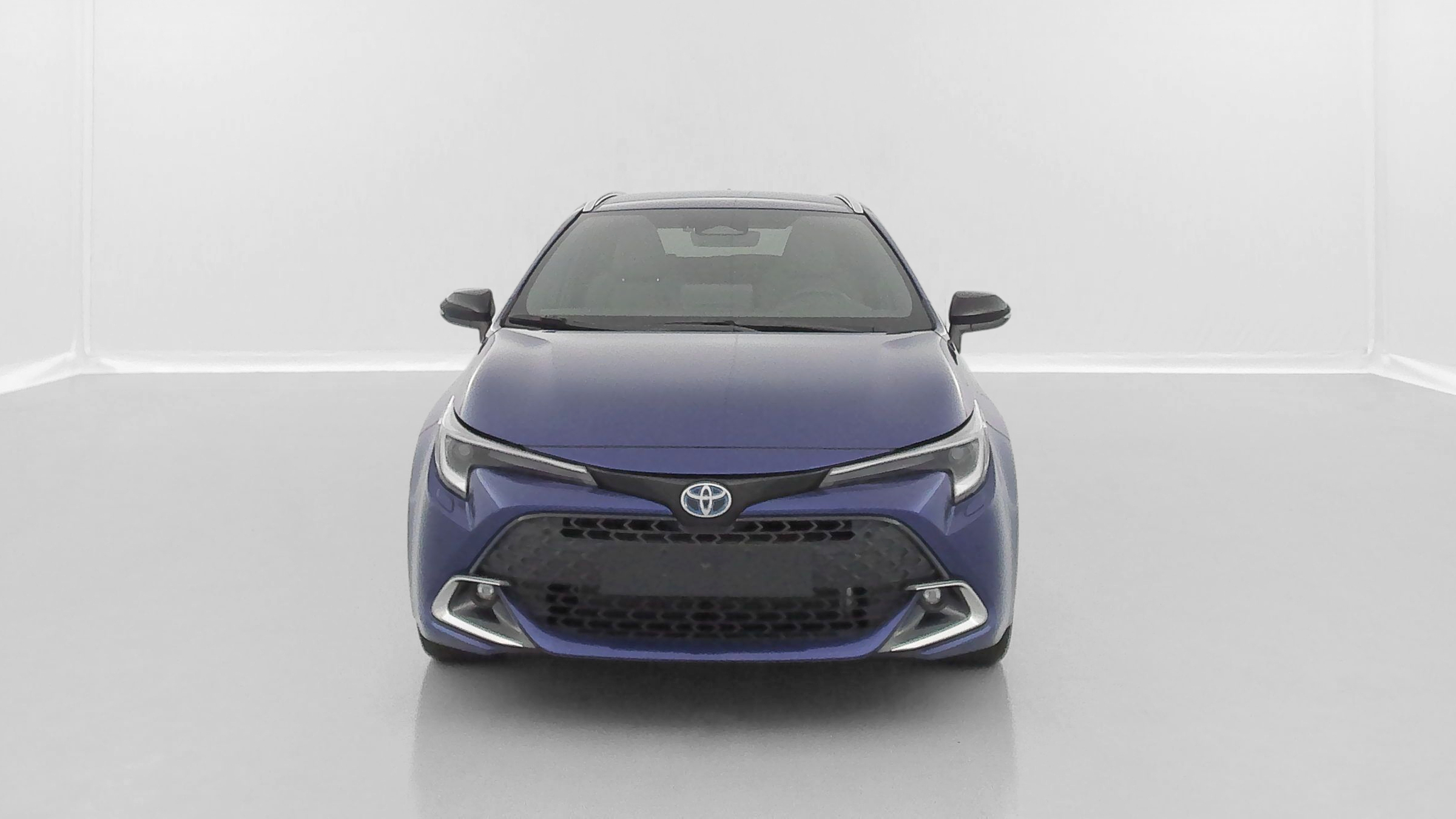 TOYOTA Corolla Touring Sports — photo 2