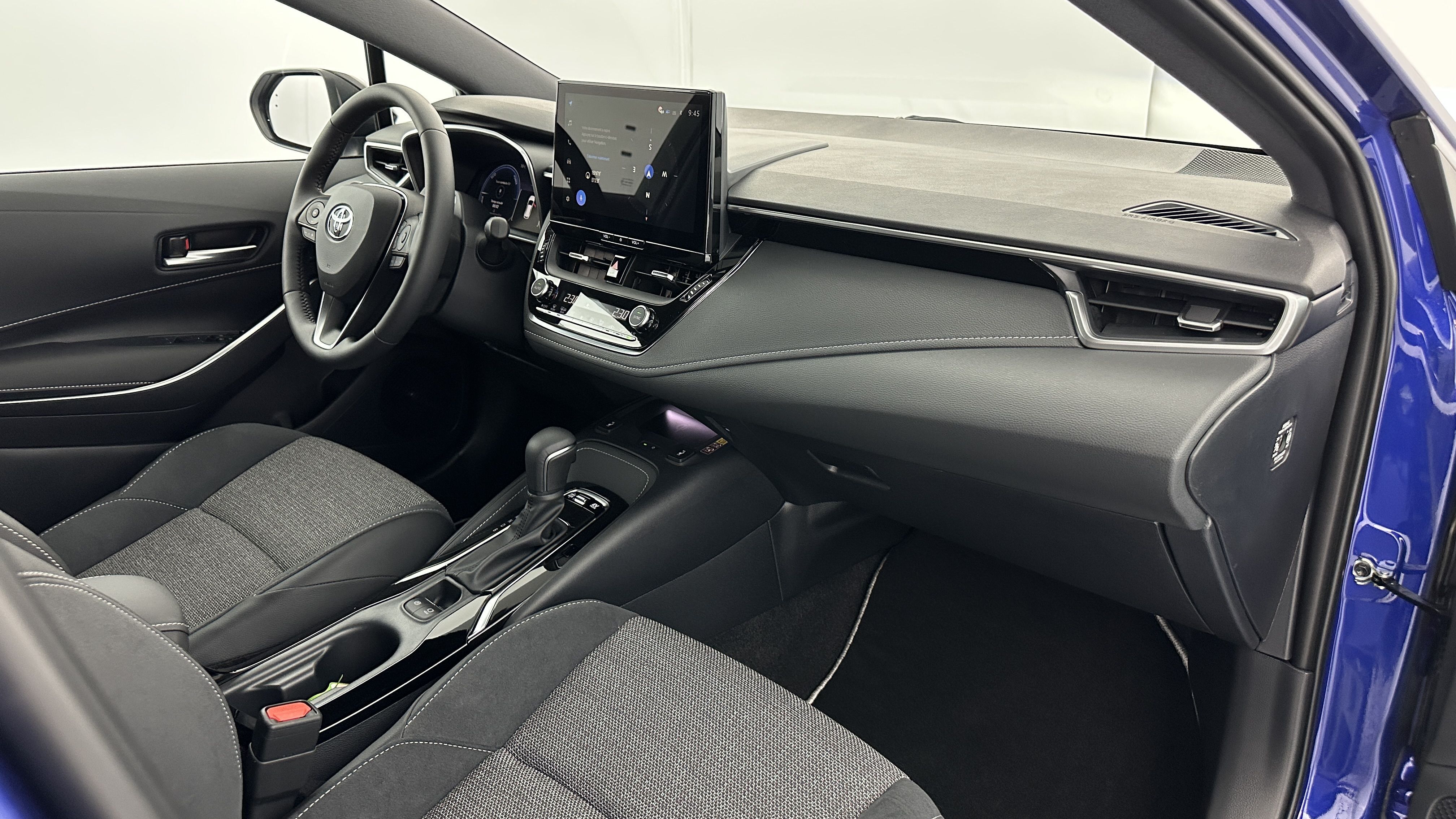 TOYOTA Corolla Touring Sports — photo 8