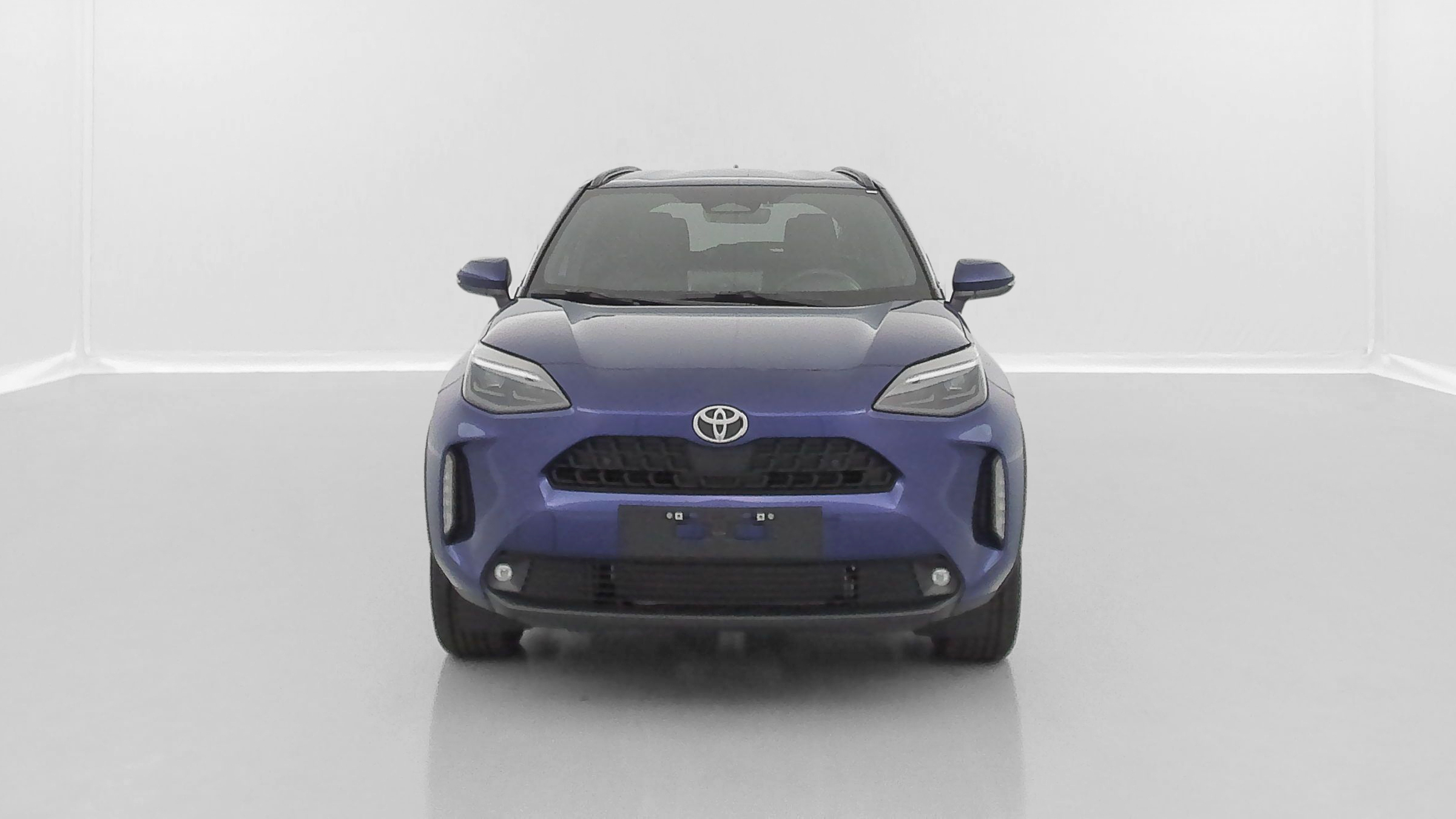 TOYOTA Yaris Cross Hybride — photo 2