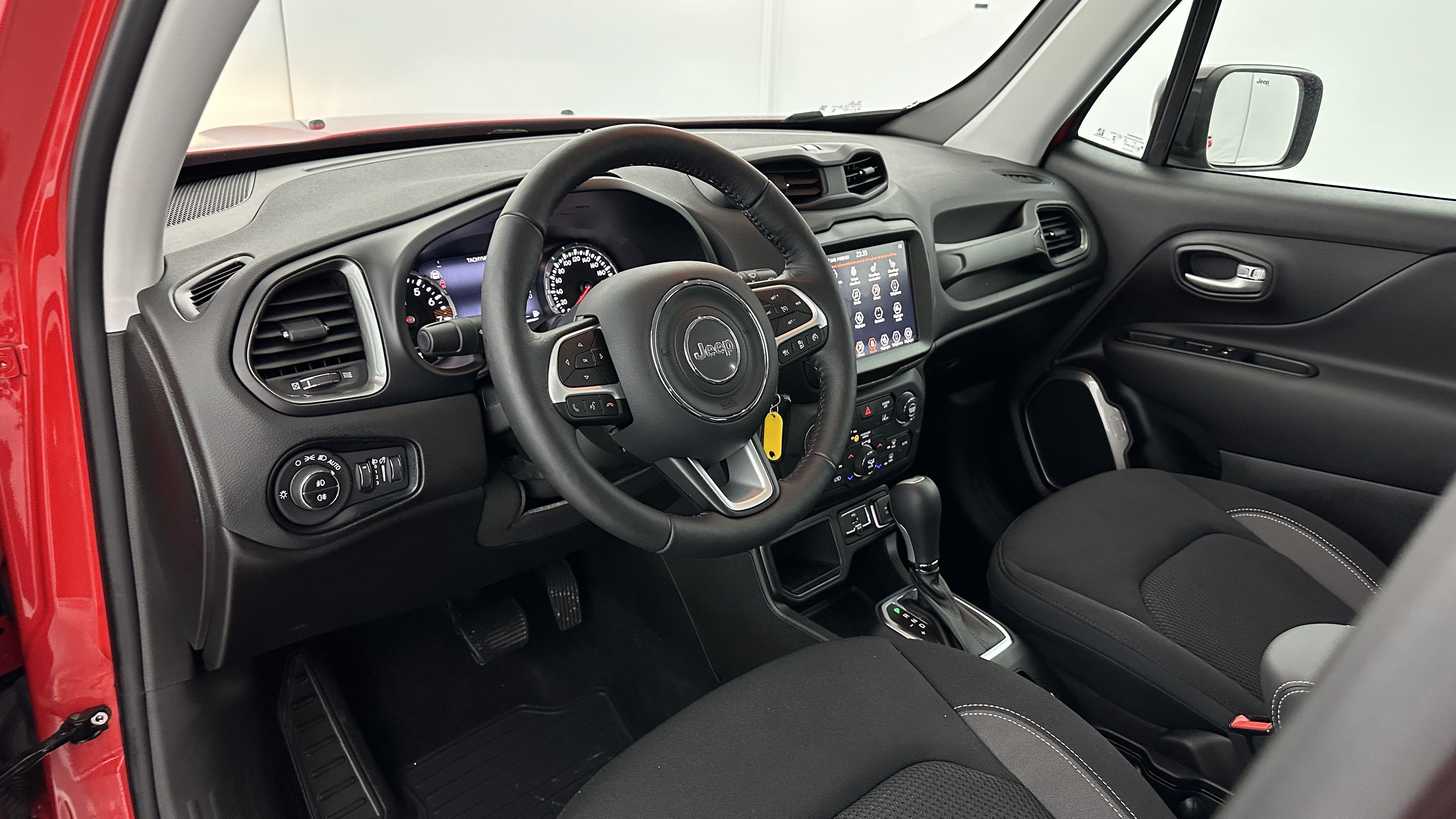 JEEP Renegade — photo 6