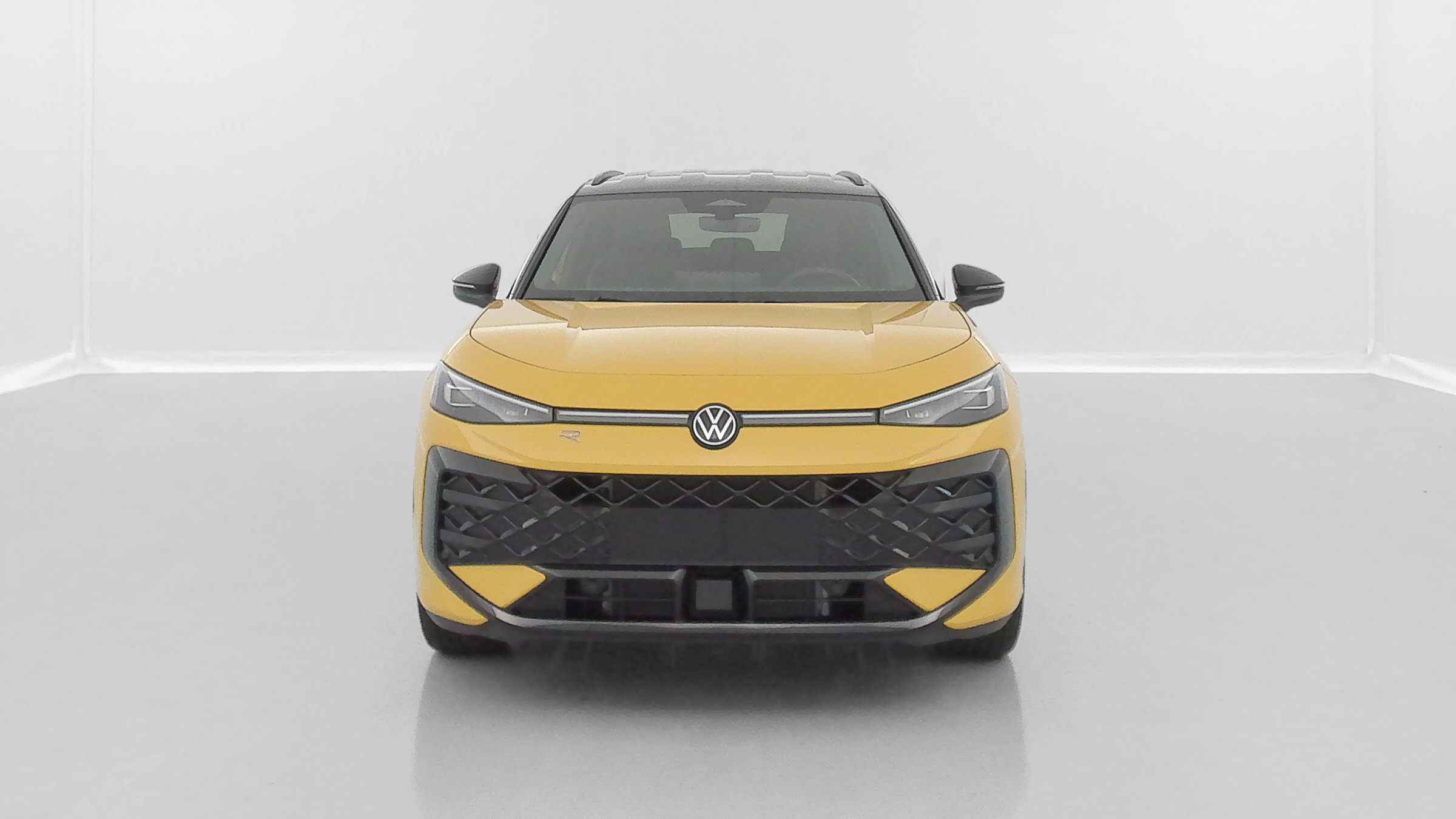 VOLKSWAGEN T-Roc — photo 2