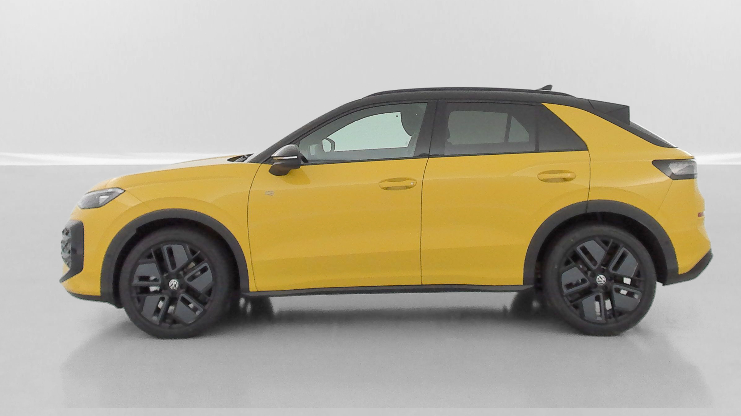 VOLKSWAGEN T-Roc — photo 4