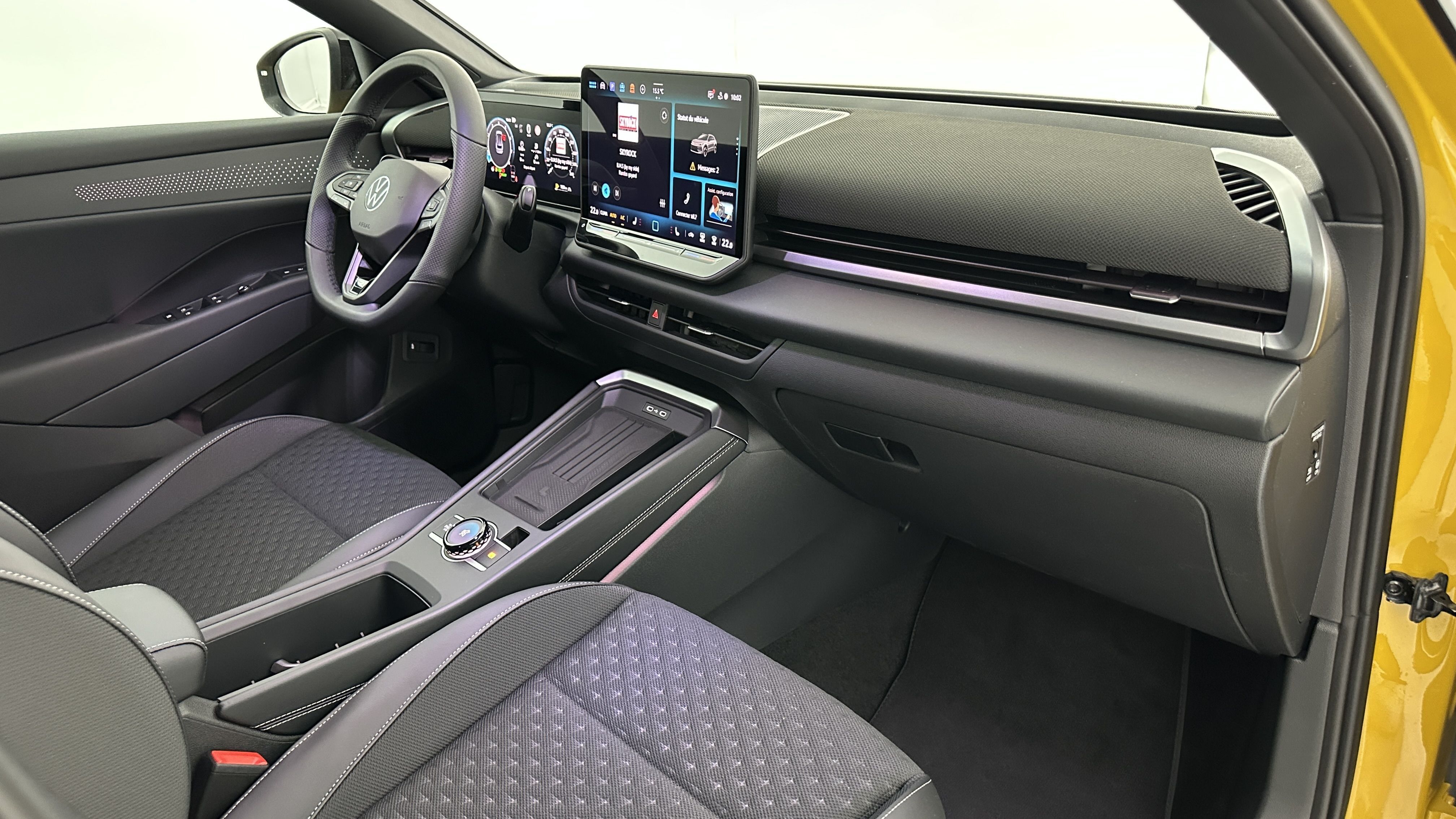 VOLKSWAGEN T-Roc — photo 8