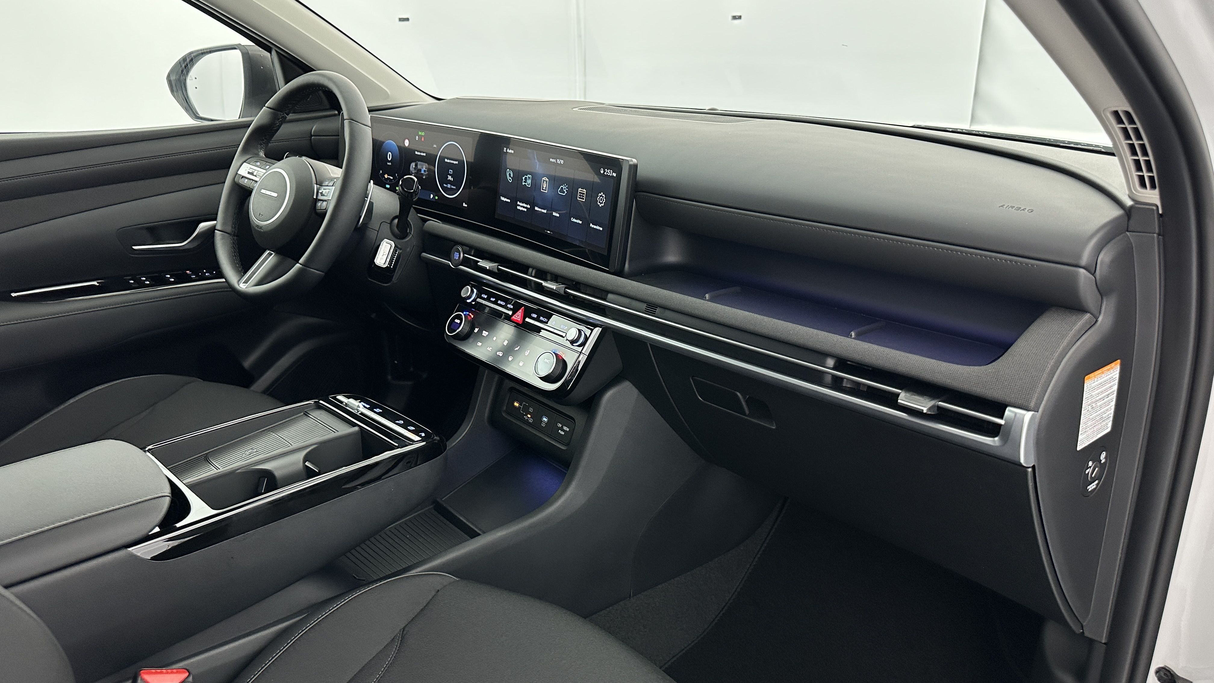 HYUNDAI Tucson — photo 8