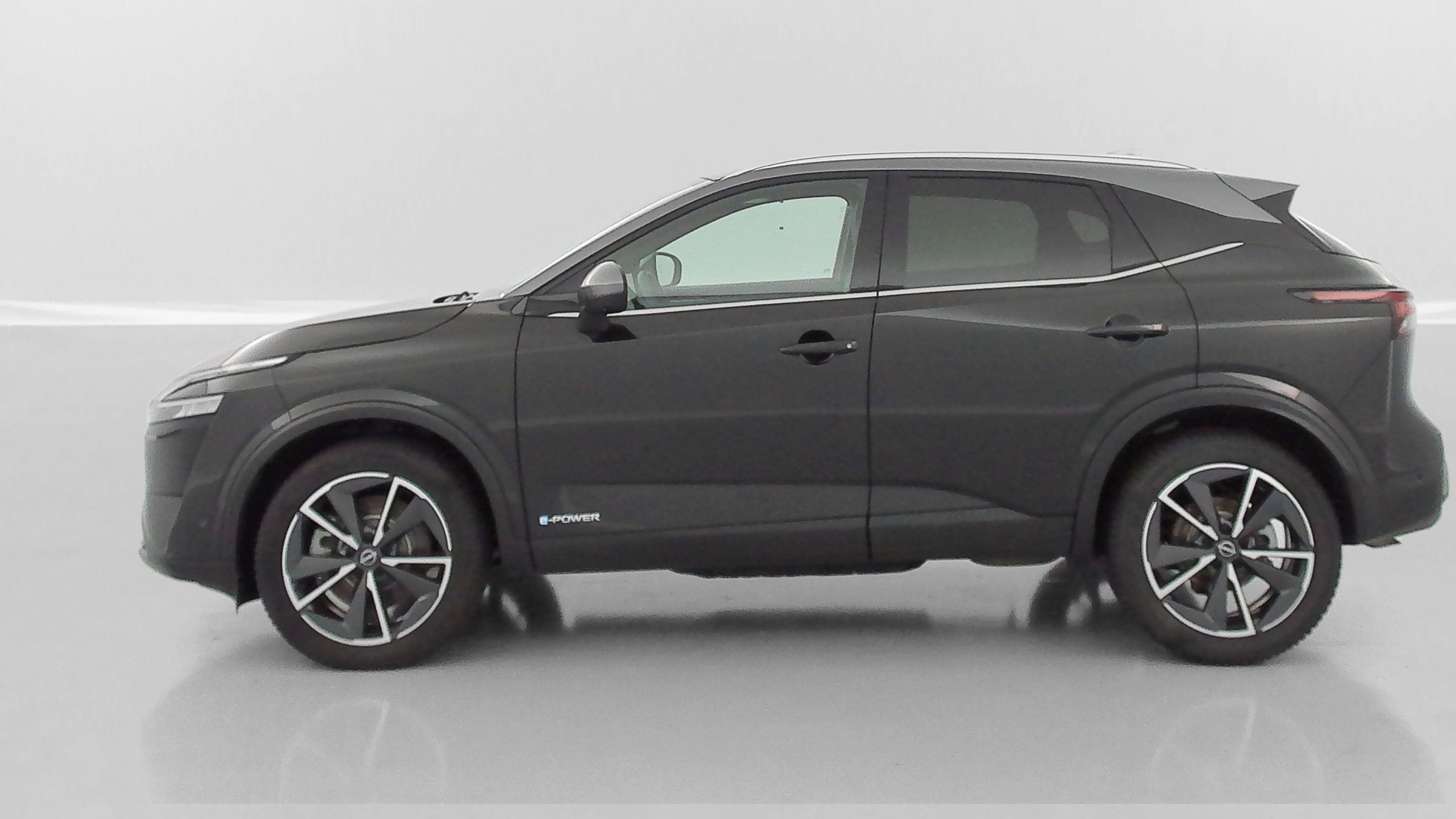NISSAN Qashqai — photo 4
